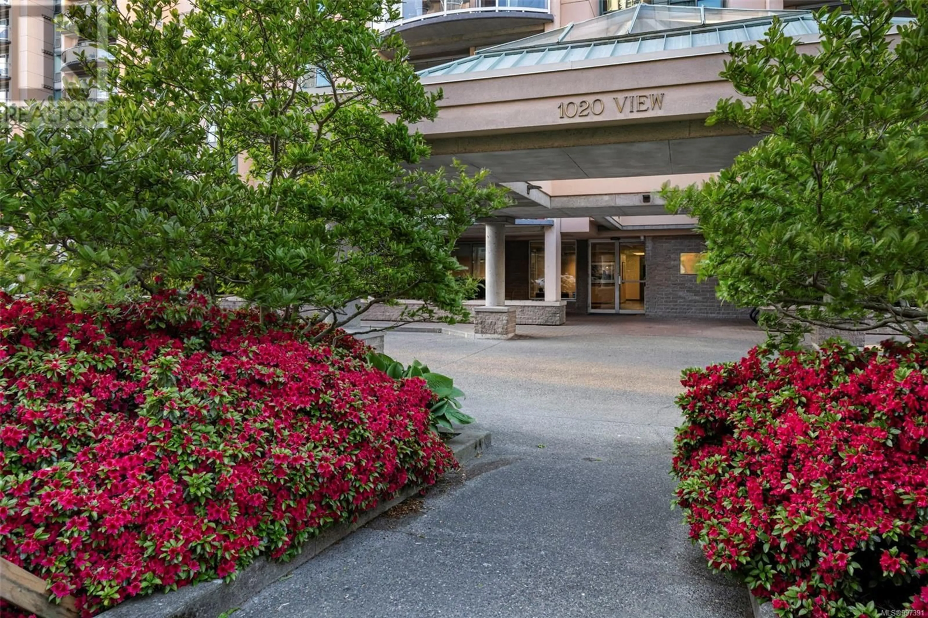 Unknown for 1403 - 1020 VIEW STREET, Victoria British Columbia V8V4Y4
