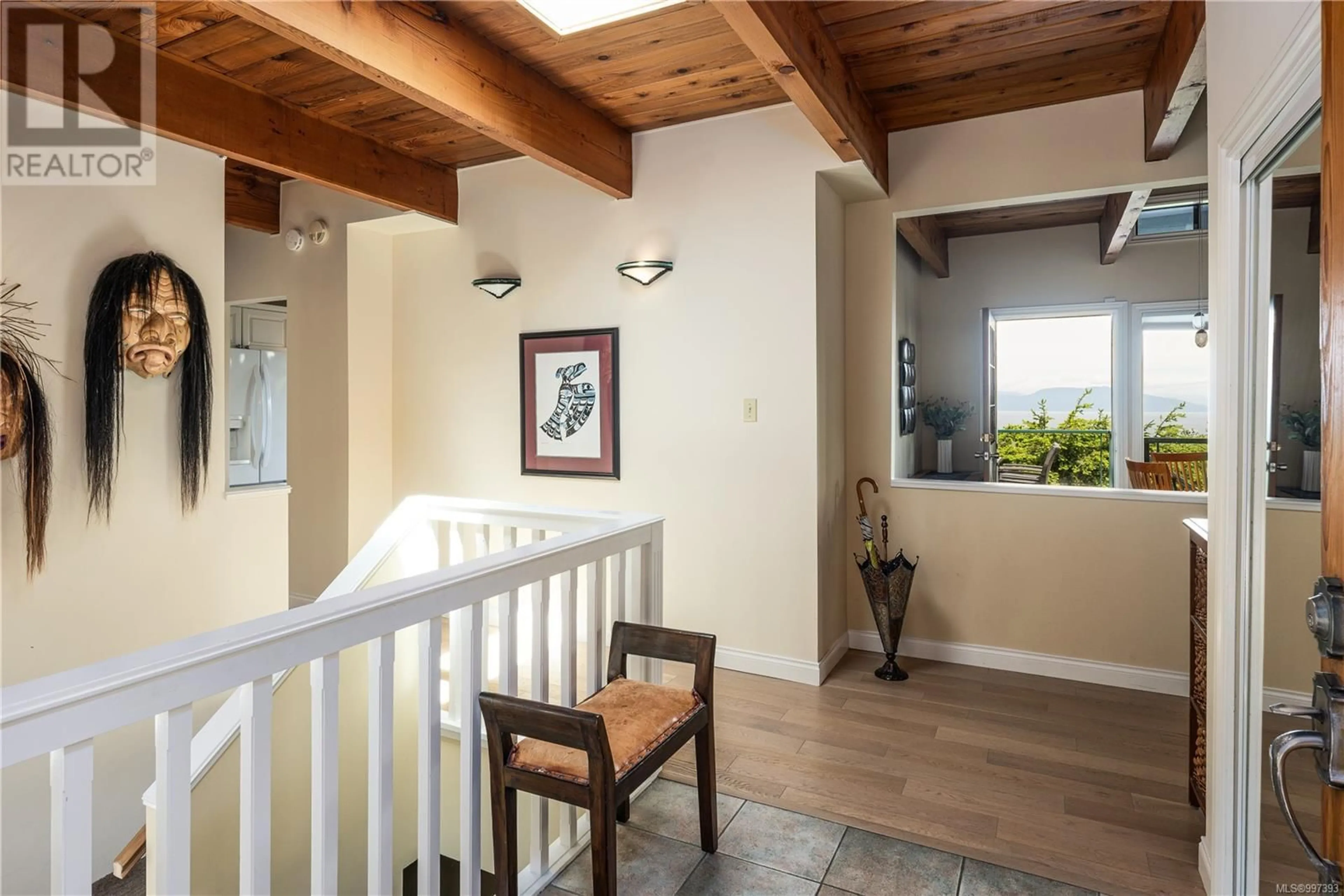 Indoor entryway for 4824 BLUE JAY TRAIL, Nanaimo British Columbia V9T5C9