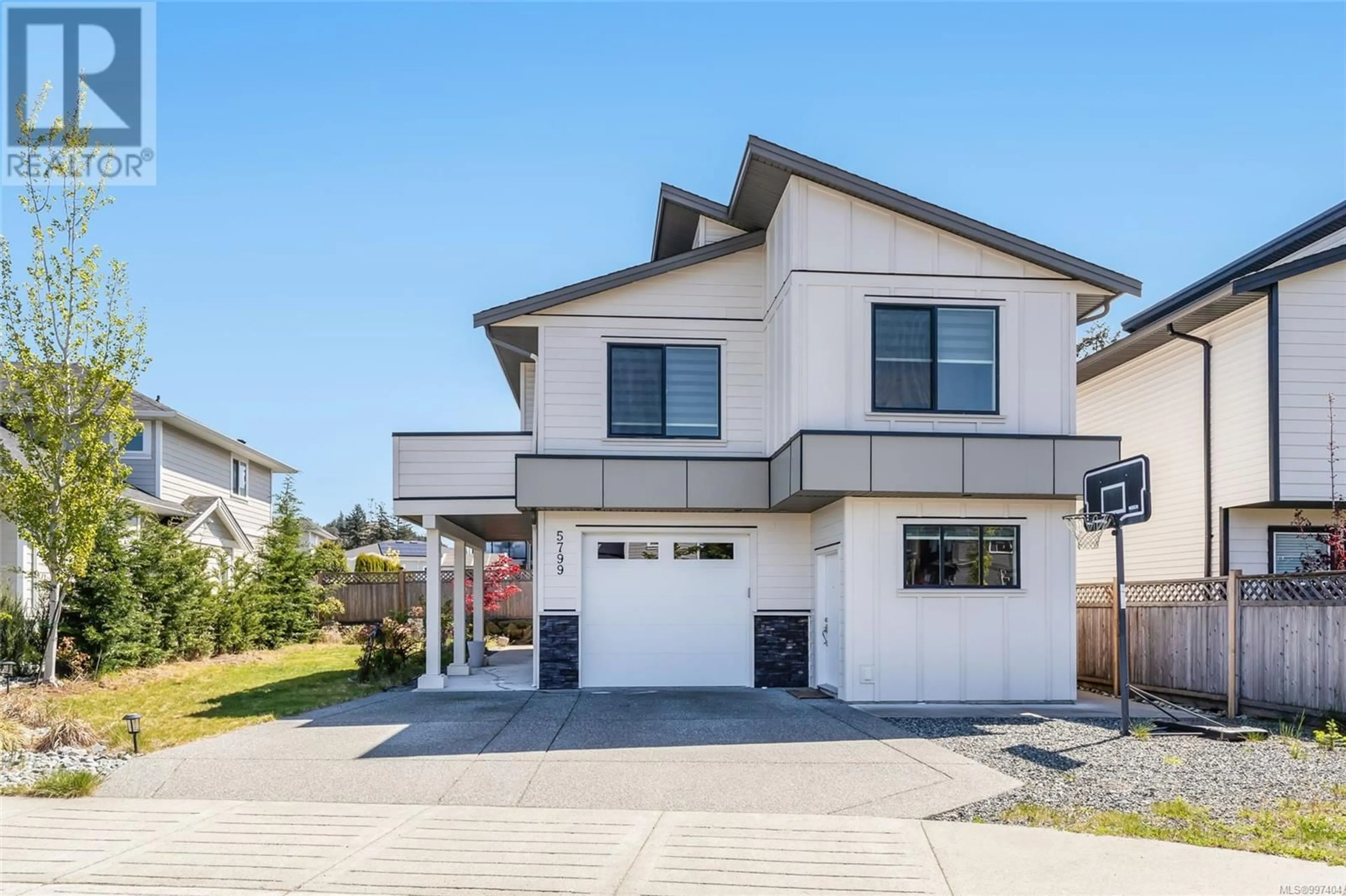 Home with vinyl exterior material, street for 5799 LINLEY VALLEY DRIVE, Nanaimo British Columbia V9T0G6