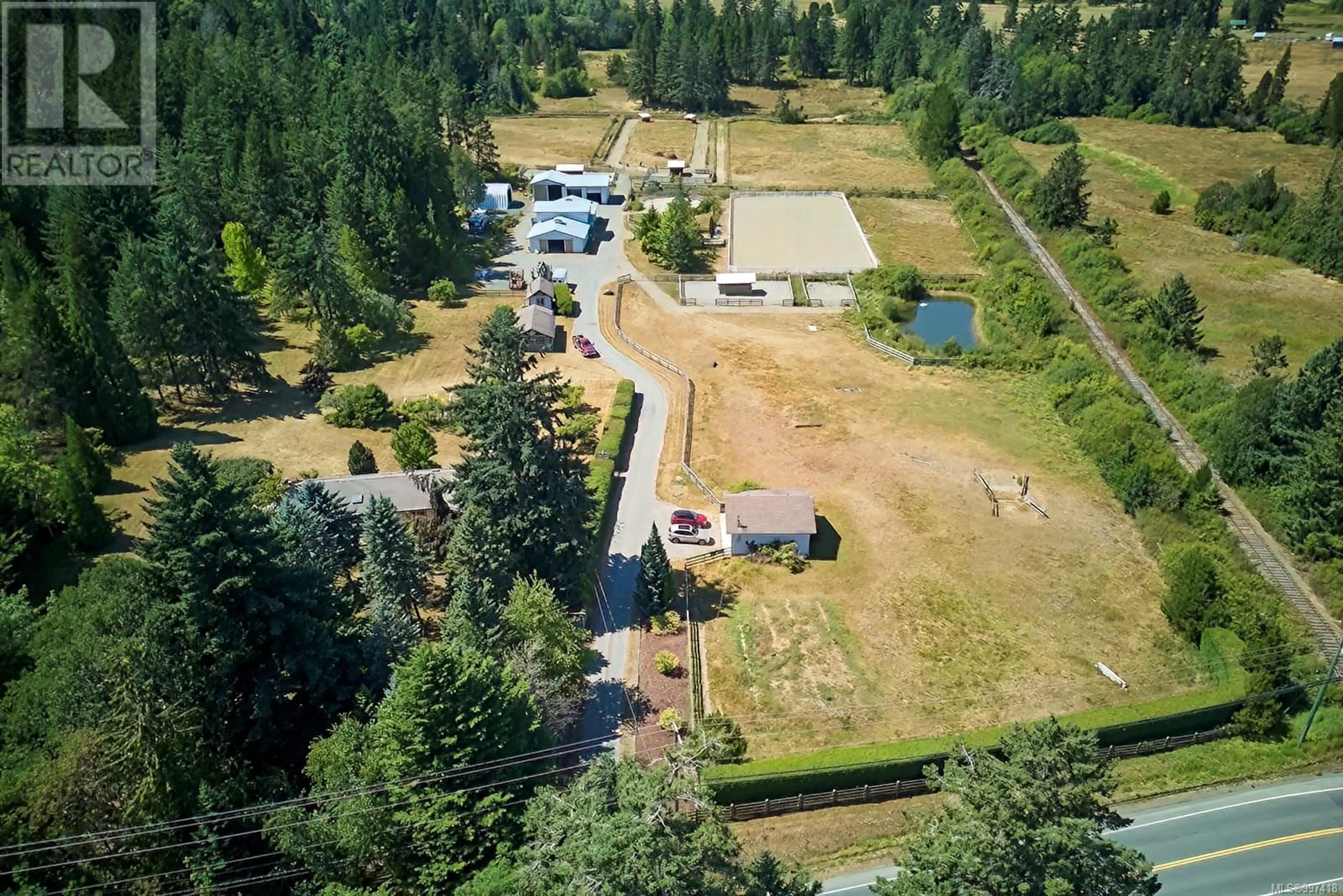 A pic from outside/outdoor area/front of a property/back of a property/a pic from drone, unknown for 2740 NORTHWEST BAY ROAD, Nanoose Bay British Columbia V9P9E6