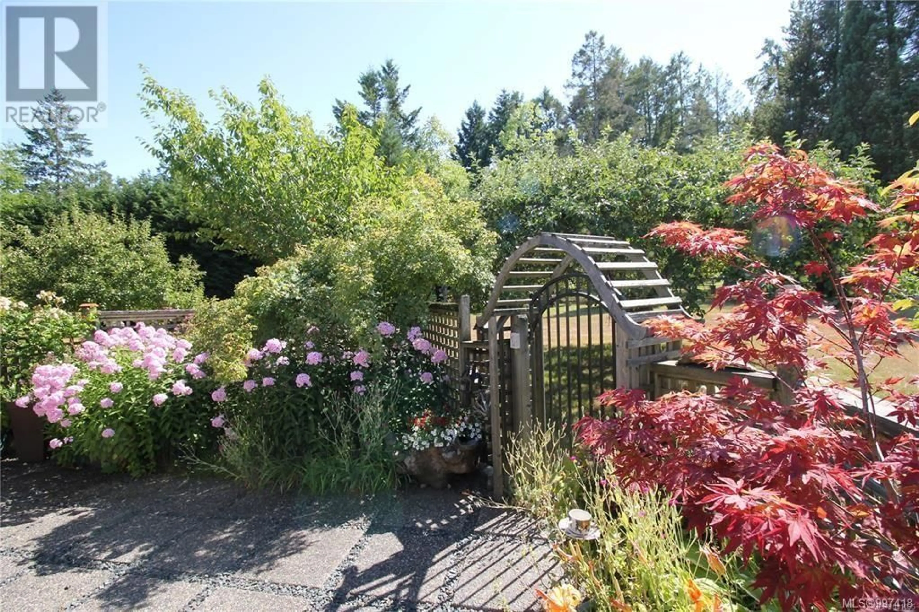 Patio, unknown for 2740 NORTHWEST BAY ROAD, Nanoose Bay British Columbia V9P9E6