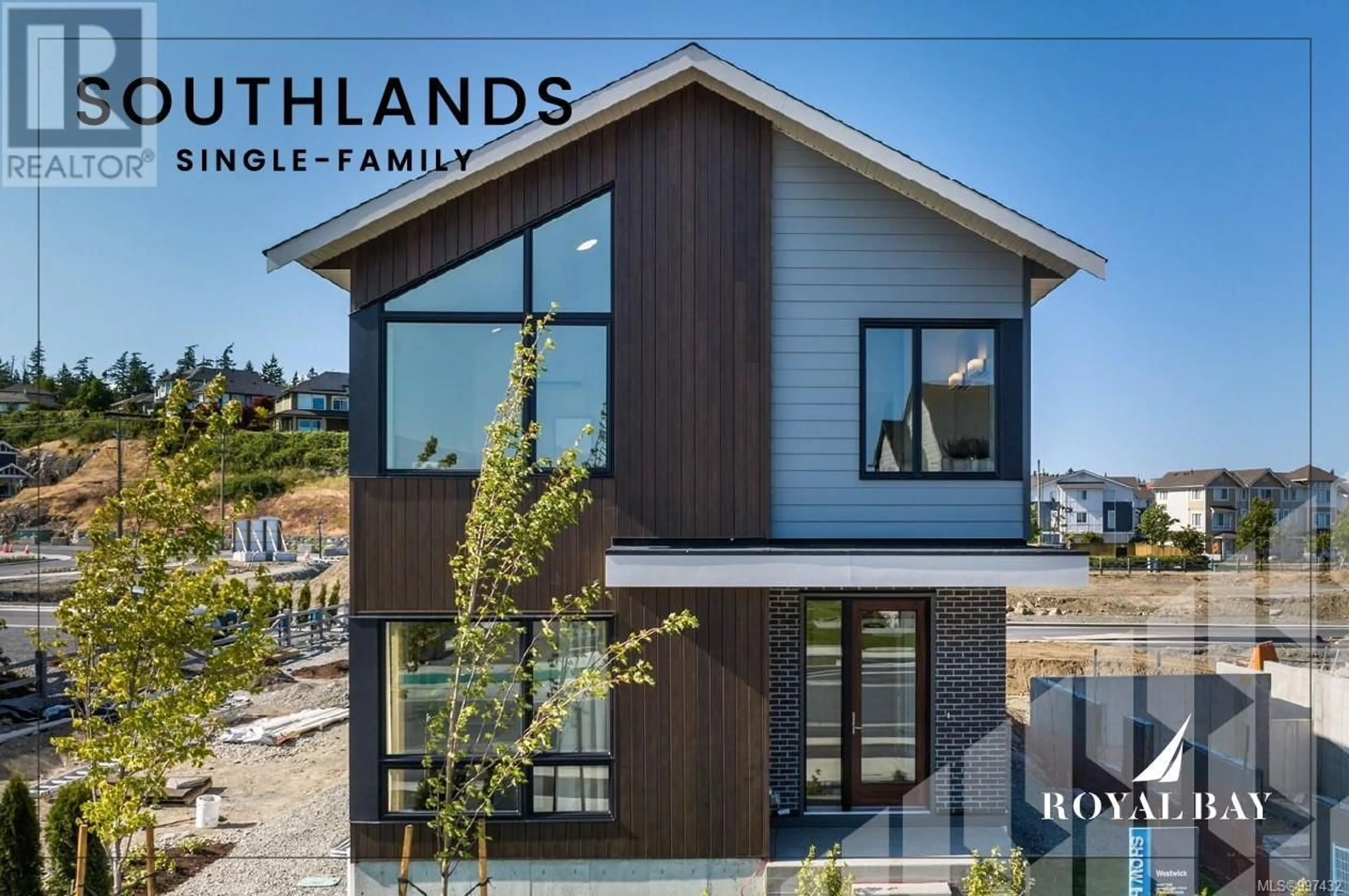 Home with vinyl exterior material, street for 390 TRADEWINDS AVENUE, Colwood British Columbia V9C0S4