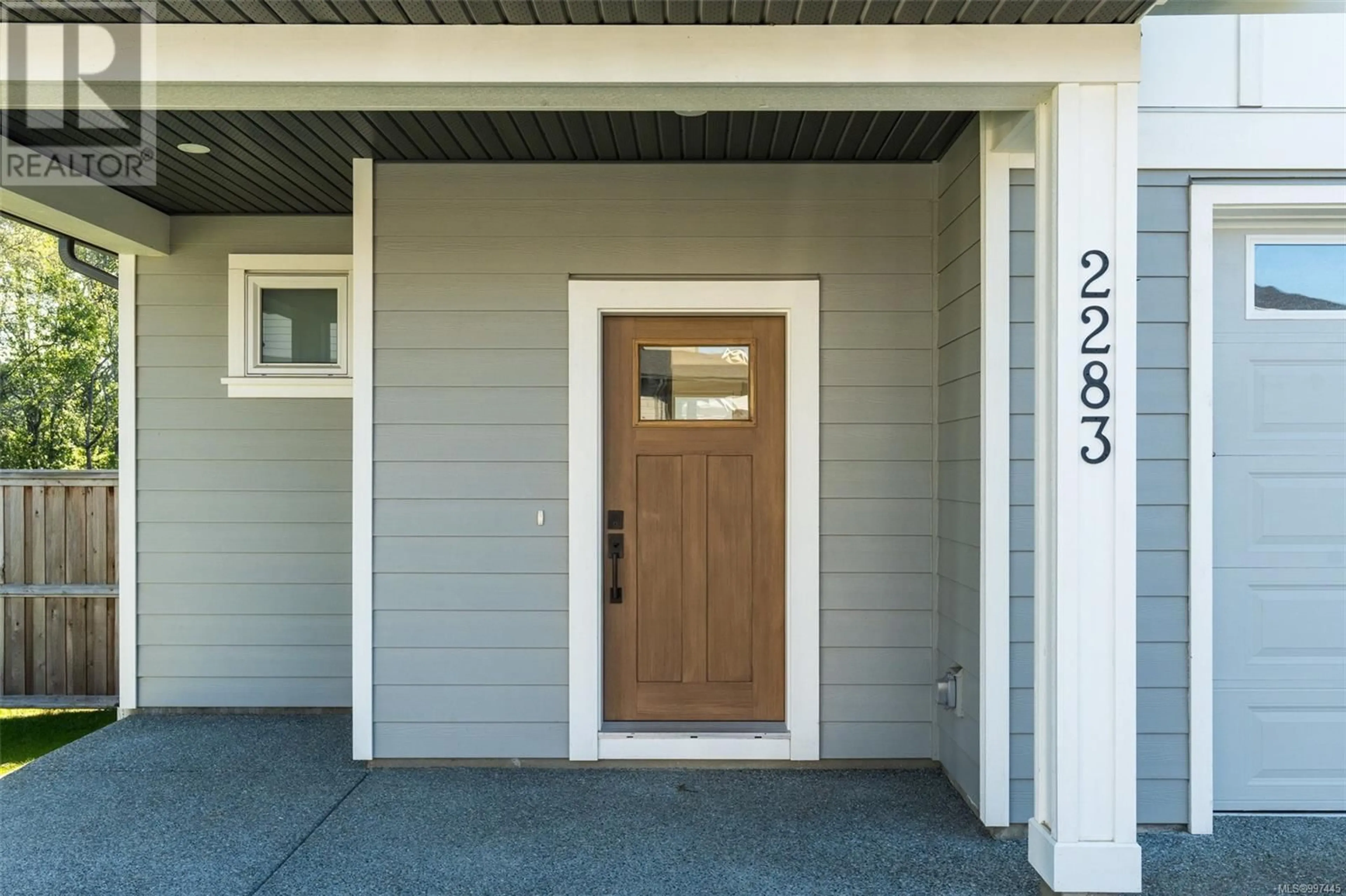 Indoor entryway for 2283 EVELYN LANE, Sooke British Columbia V9Z0W3