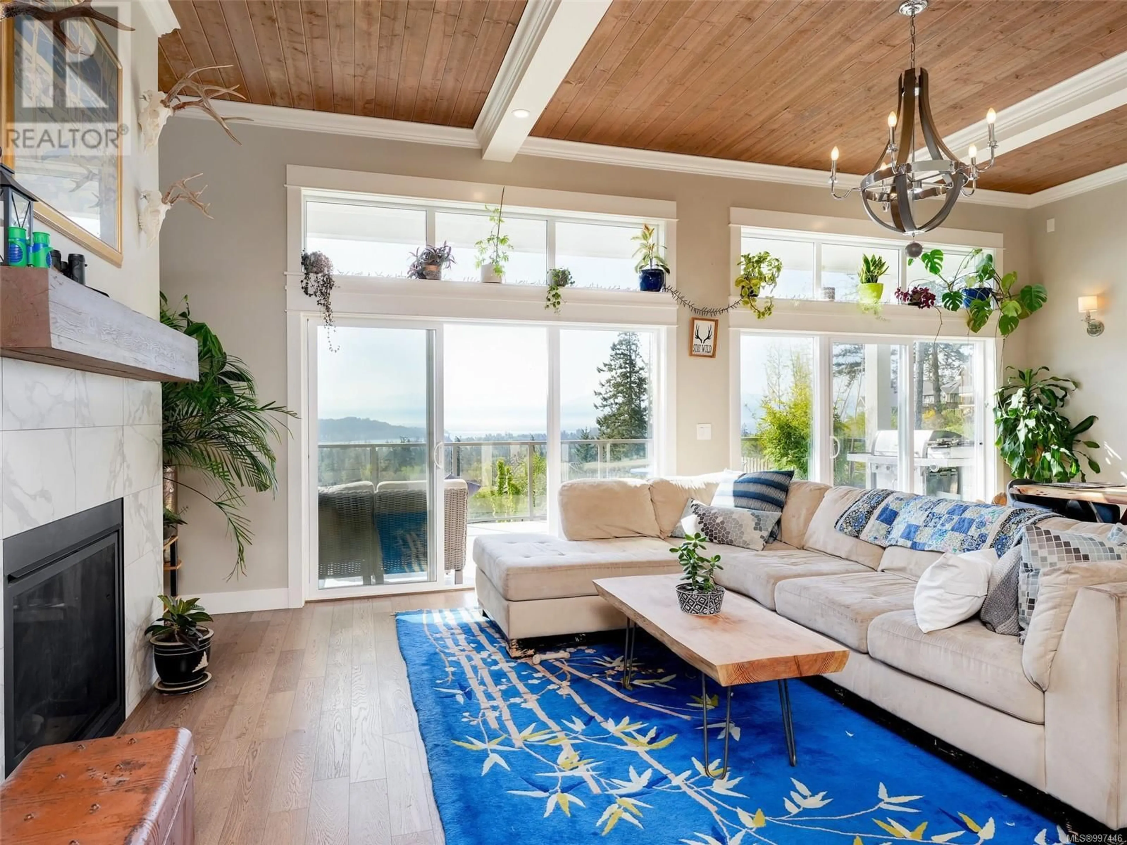 Living room with furniture, unknown for 2325 MOUNTAIN HEIGHTS DRIVE, Sooke British Columbia V9Z1M4