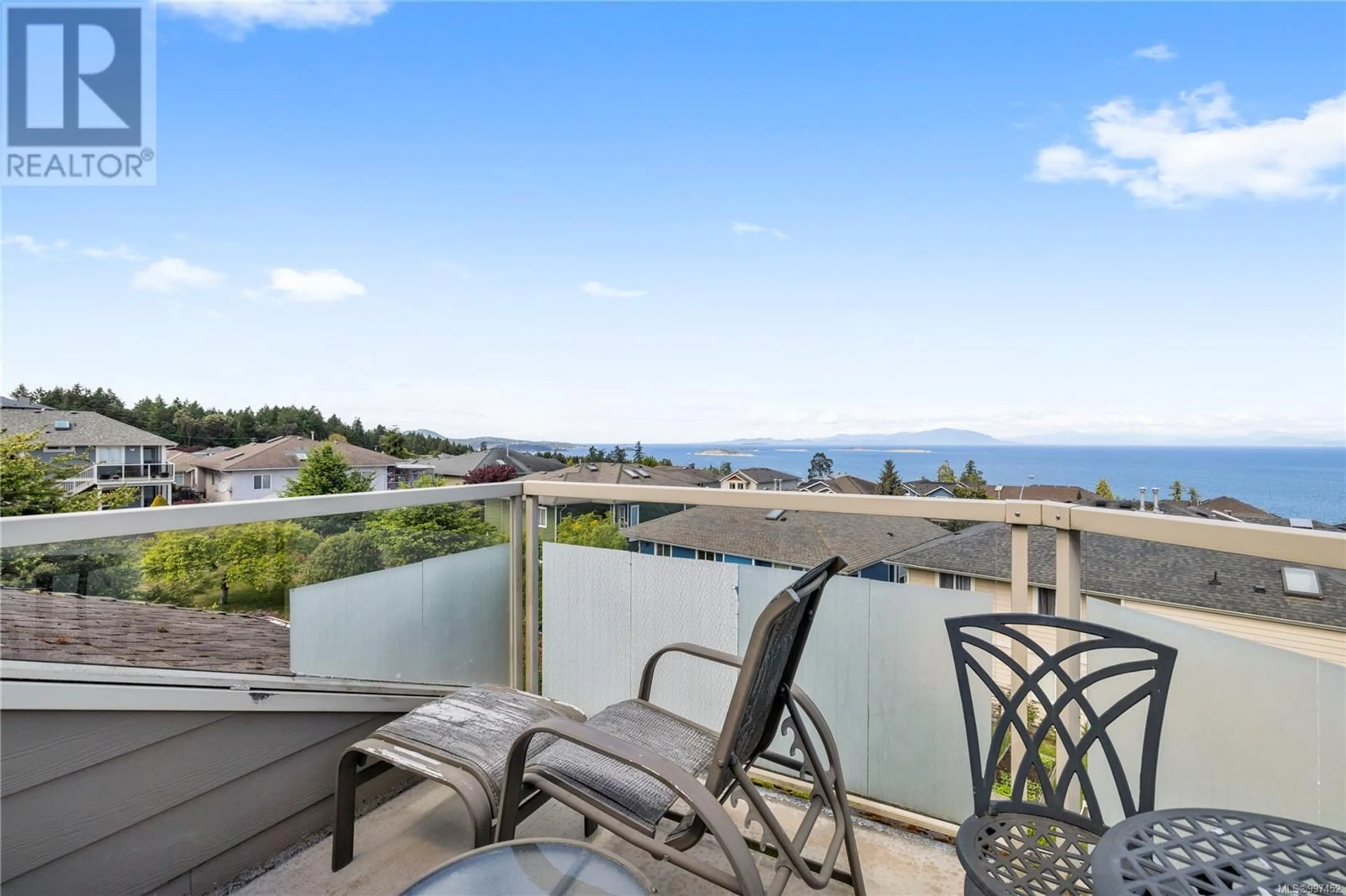 Balcony in the apartment, water/lake/river/ocean view for 6514 GERKE PLACE, Nanaimo British Columbia V9V1V8