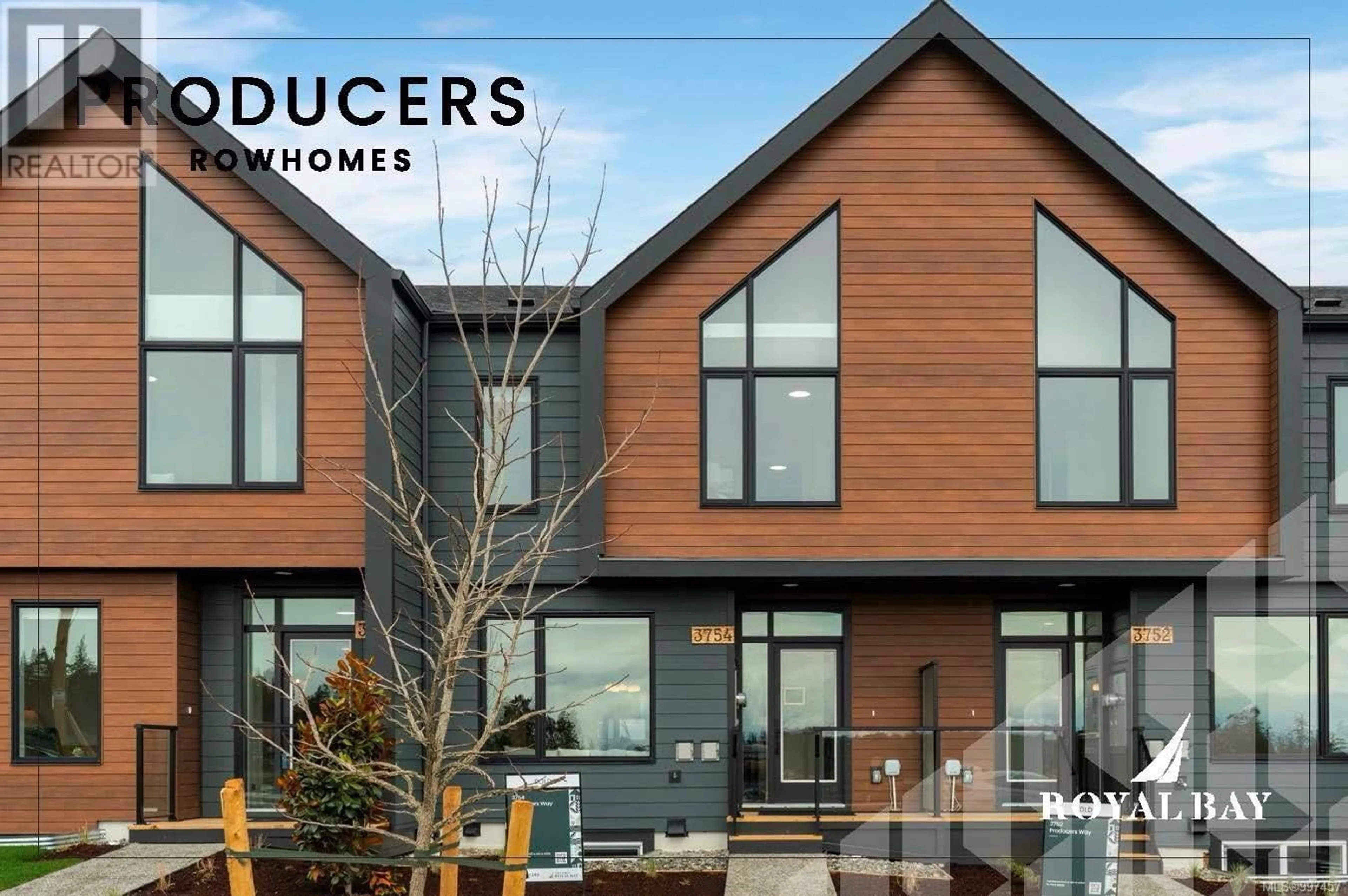 Home with vinyl exterior material, street for 3739 PRODUCERS WAY, Colwood British Columbia V9C0S4
