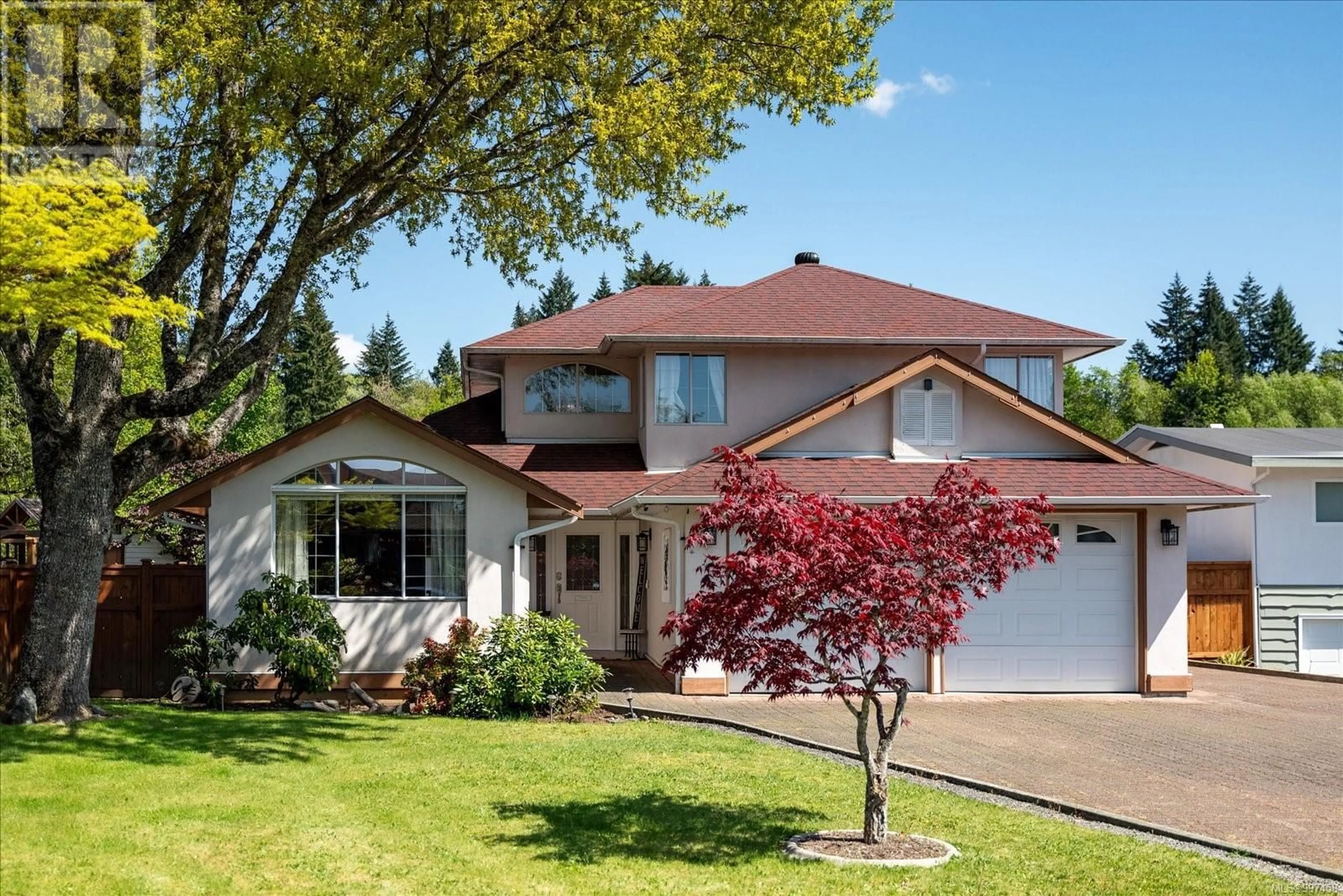 Home with vinyl exterior material, street for 3743 MEARES DRIVE, Port Alberni British Columbia V9Y5H6