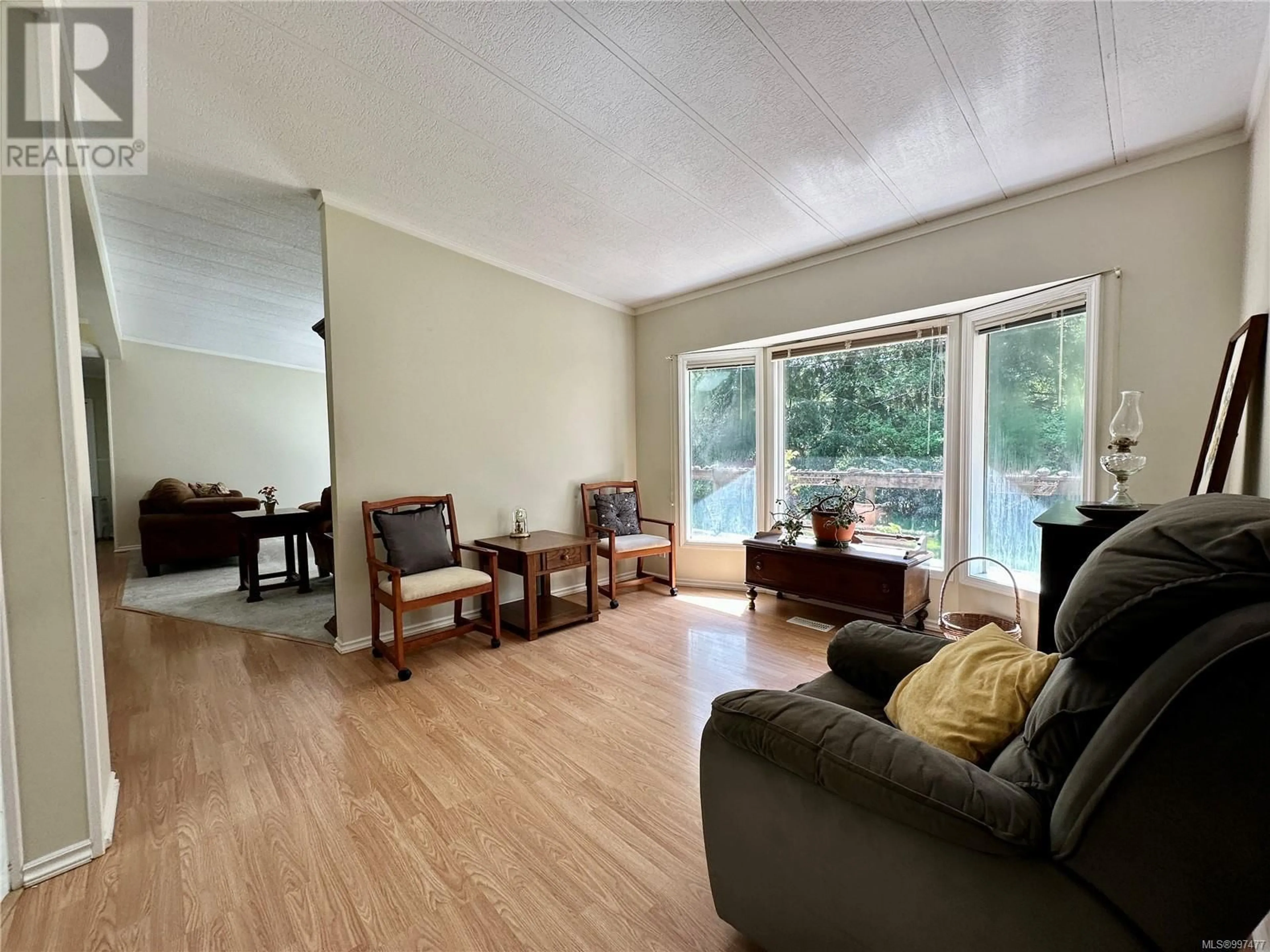 Living room with furniture, unknown for 901 NIMPKISH HEIGHTS ROAD, Hyde Creek British Columbia V0N2R0