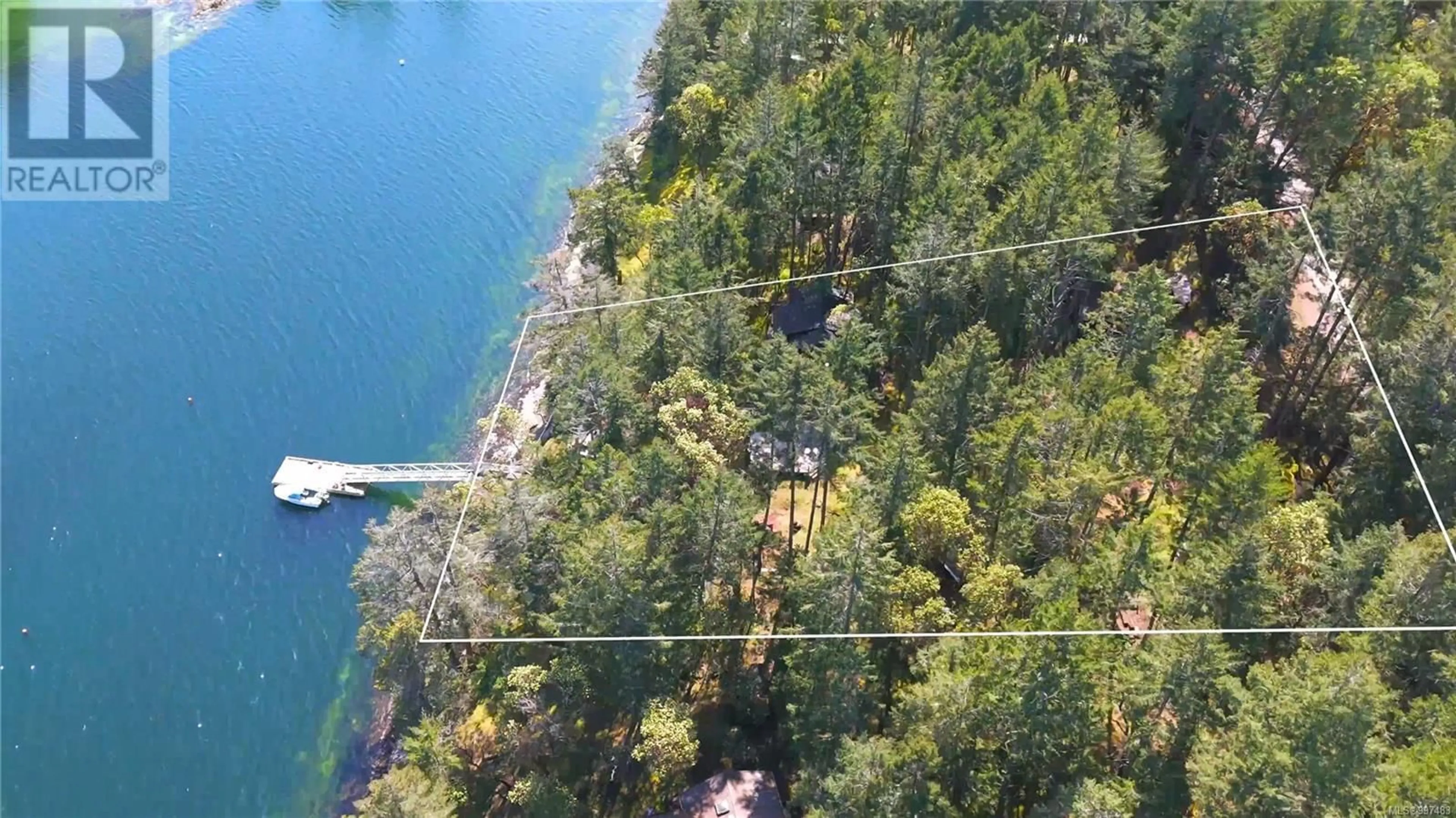 A pic from outside/outdoor area/front of a property/back of a property/a pic from drone, water/lake/river/ocean view for 550 CARDALE ROAD, Decourcy Island British Columbia A1A1A1