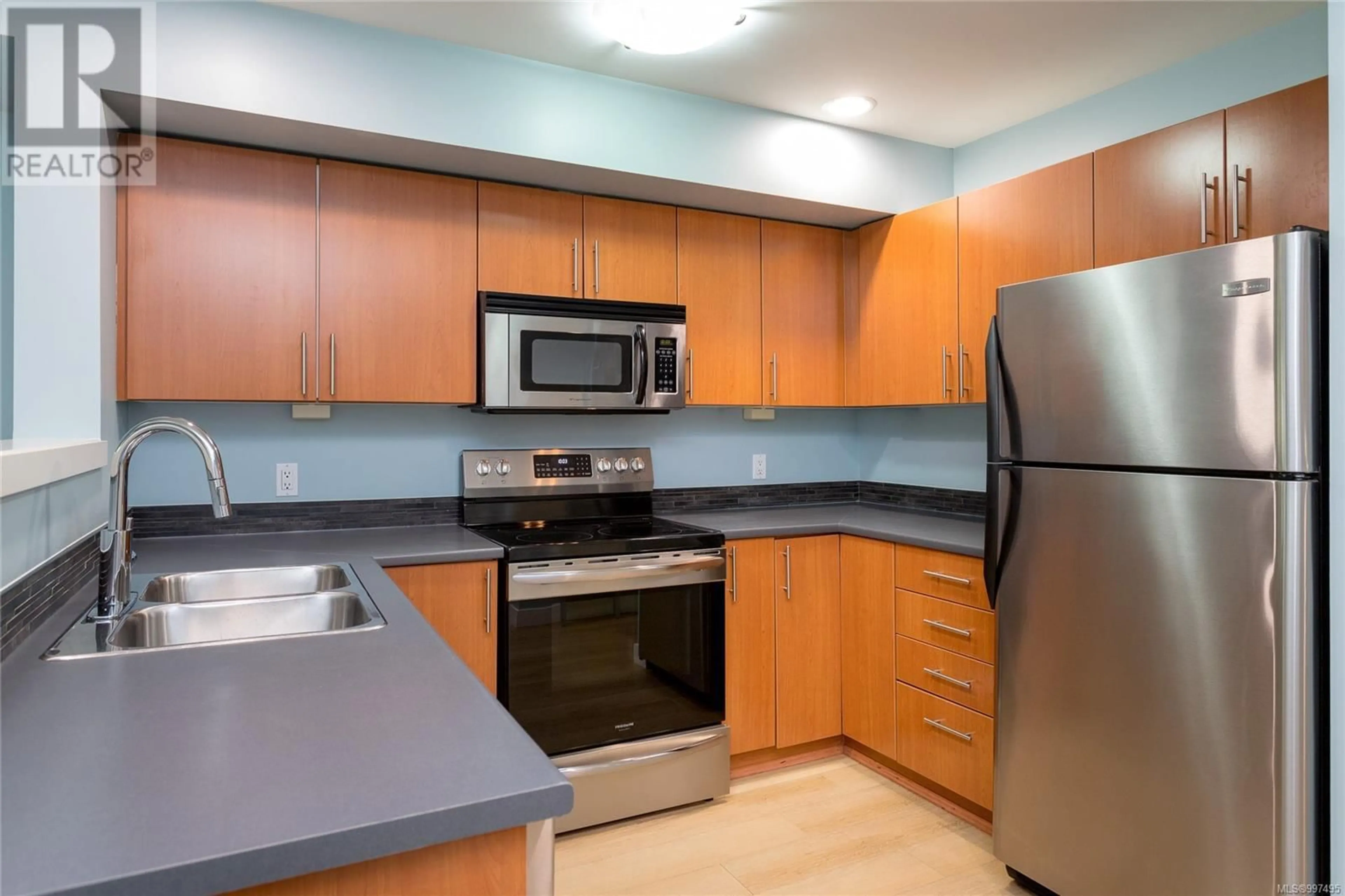 Standard kitchen, unknown for 103 - 797 TYEE ROAD, Victoria British Columbia V9A7R4