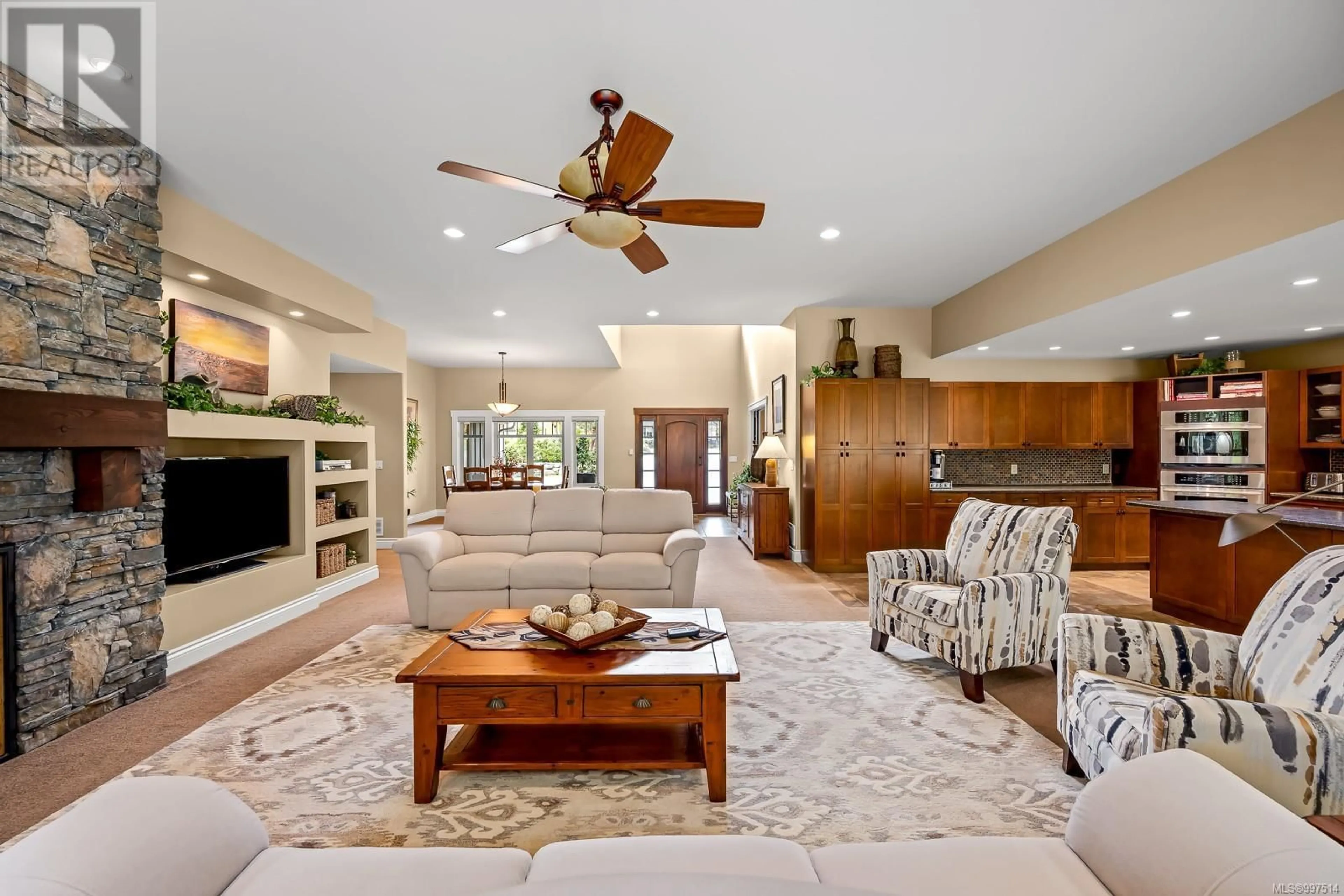 Living room with furniture, unknown for 2093 ROBERT LANG DRIVE, Courtenay British Columbia V9M1A4