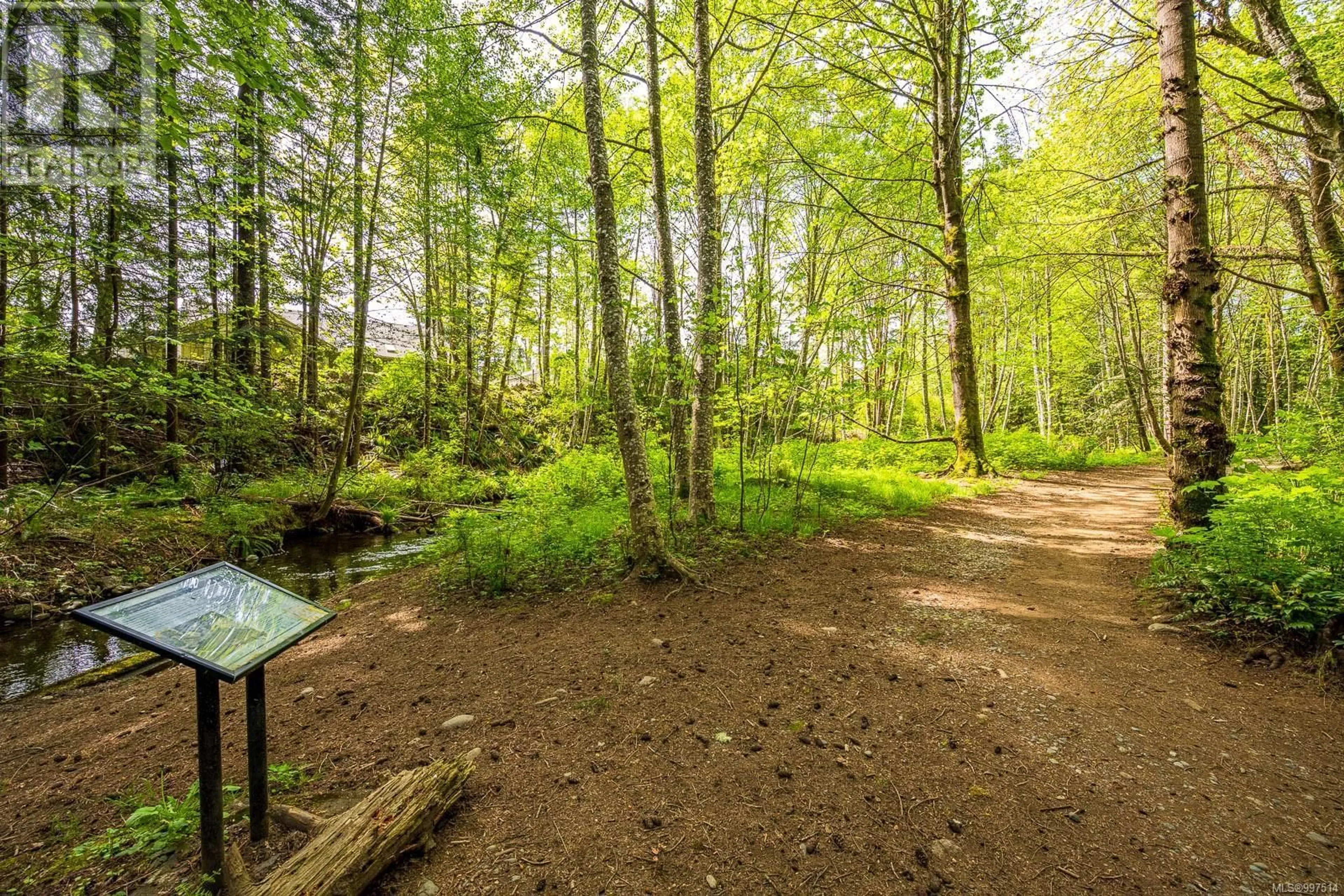 Unknown for 2093 ROBERT LANG DRIVE, Courtenay British Columbia V9M1A4