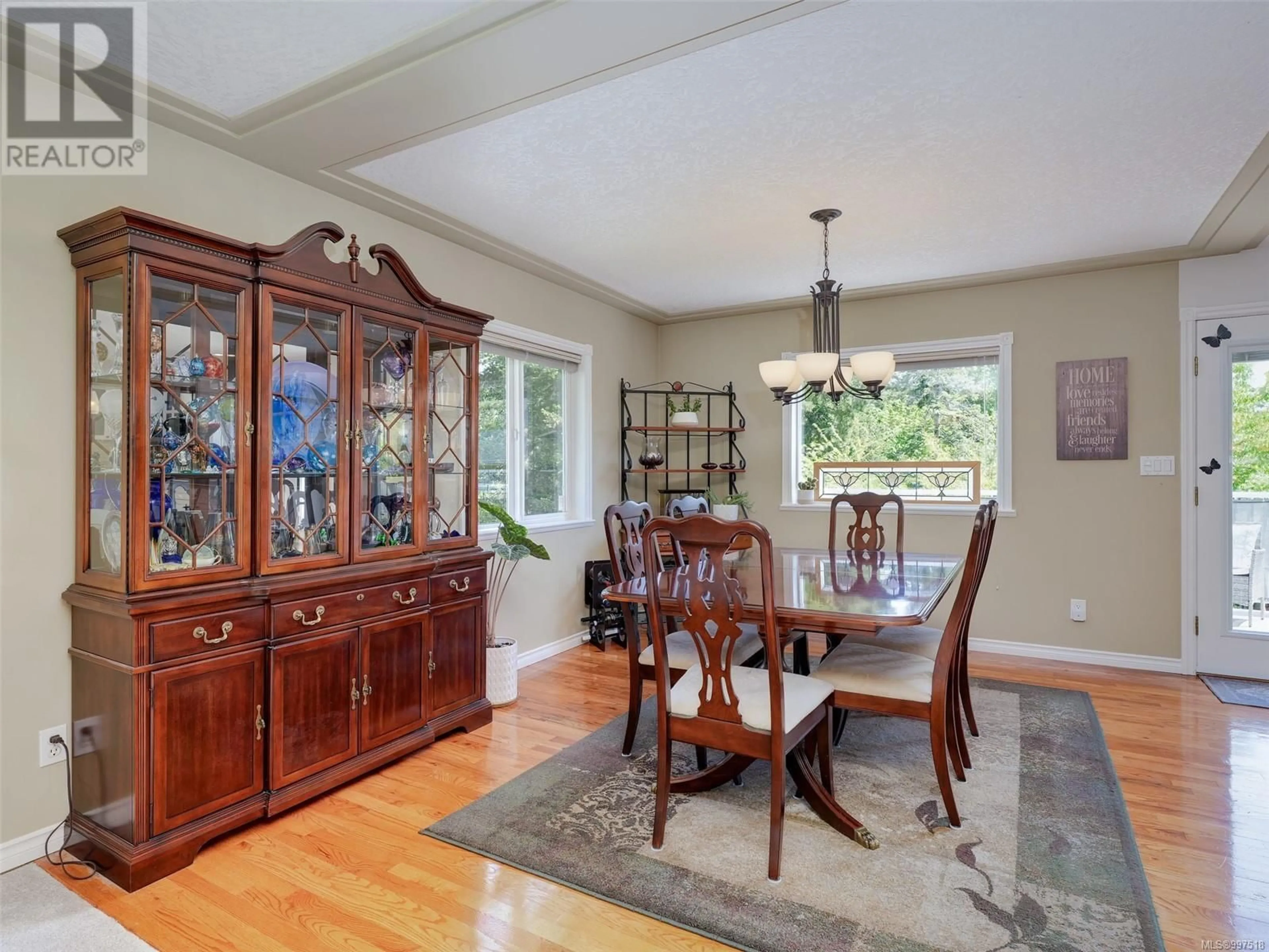 Dining room, unknown for 1935 RIVERSIDE DRIVE, View Royal British Columbia V9E1K7