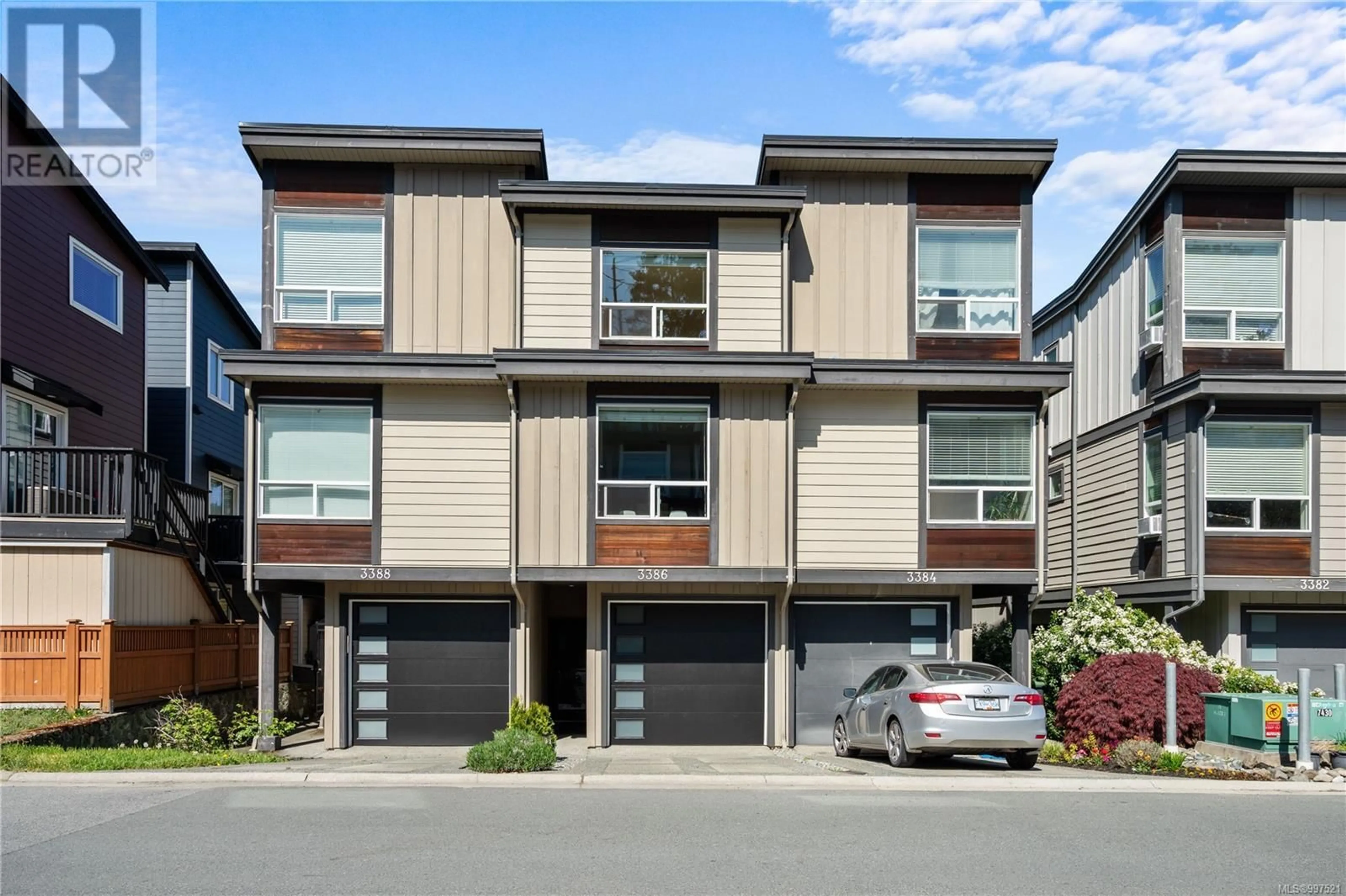 Home with vinyl exterior material, street for 3386 VISION WAY, Langford British Columbia V9C0E4