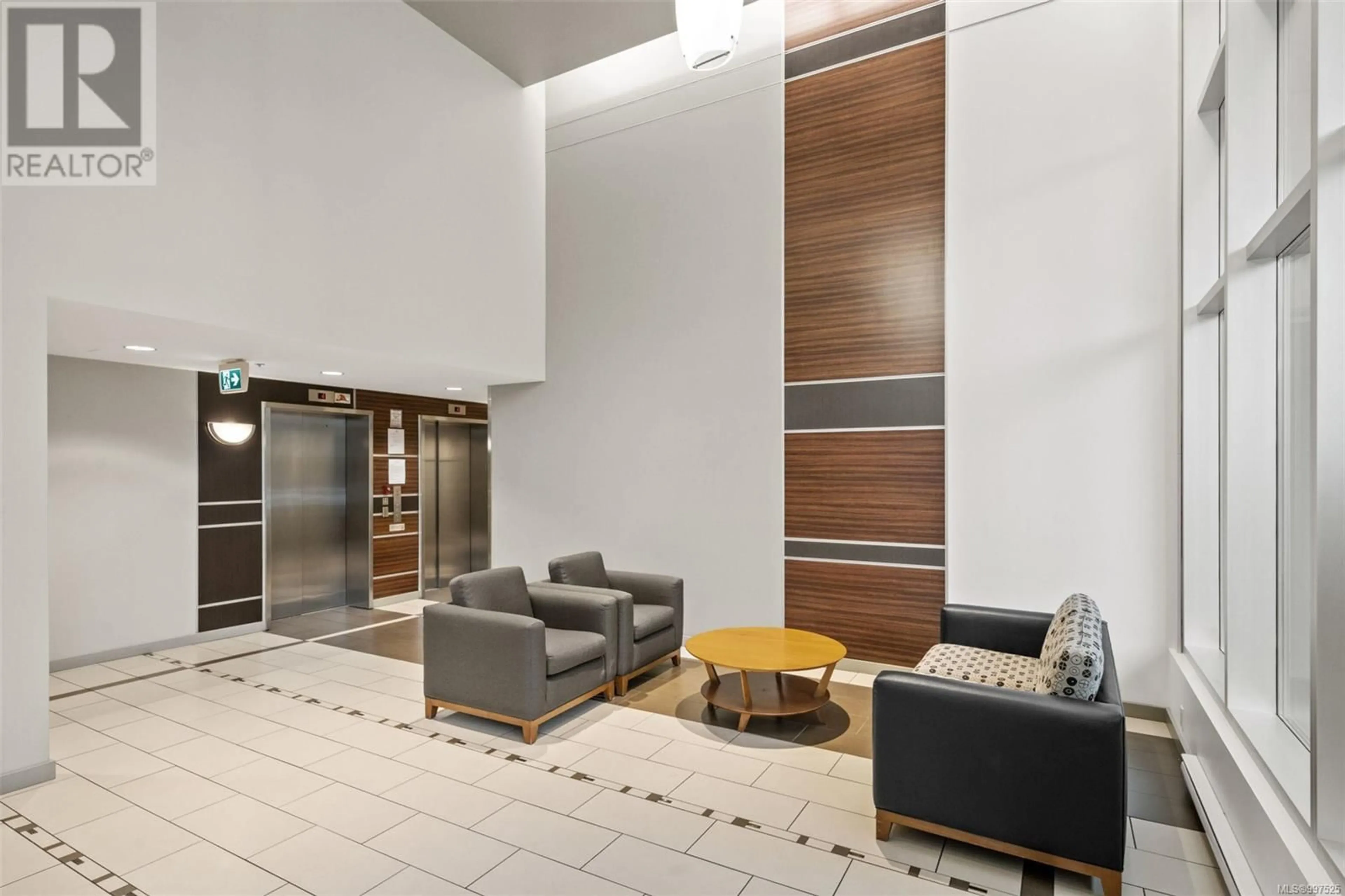 Lobby for 708 - 732 CORMORANT STREET, Victoria British Columbia V8W4A5