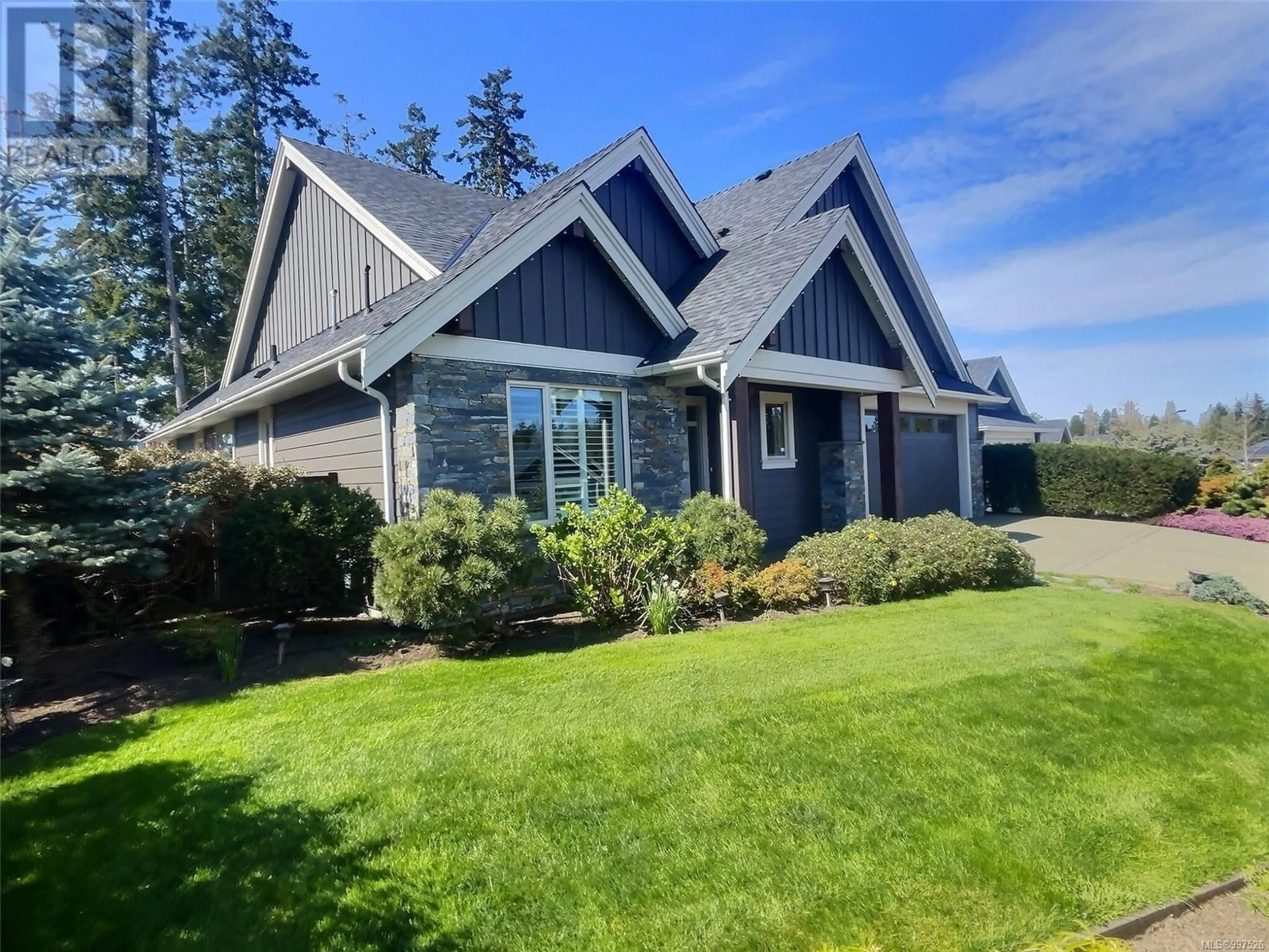 Home with vinyl exterior material, unknown for 473 RIDGEFIELD DRIVE, Parksville British Columbia V9P0E2