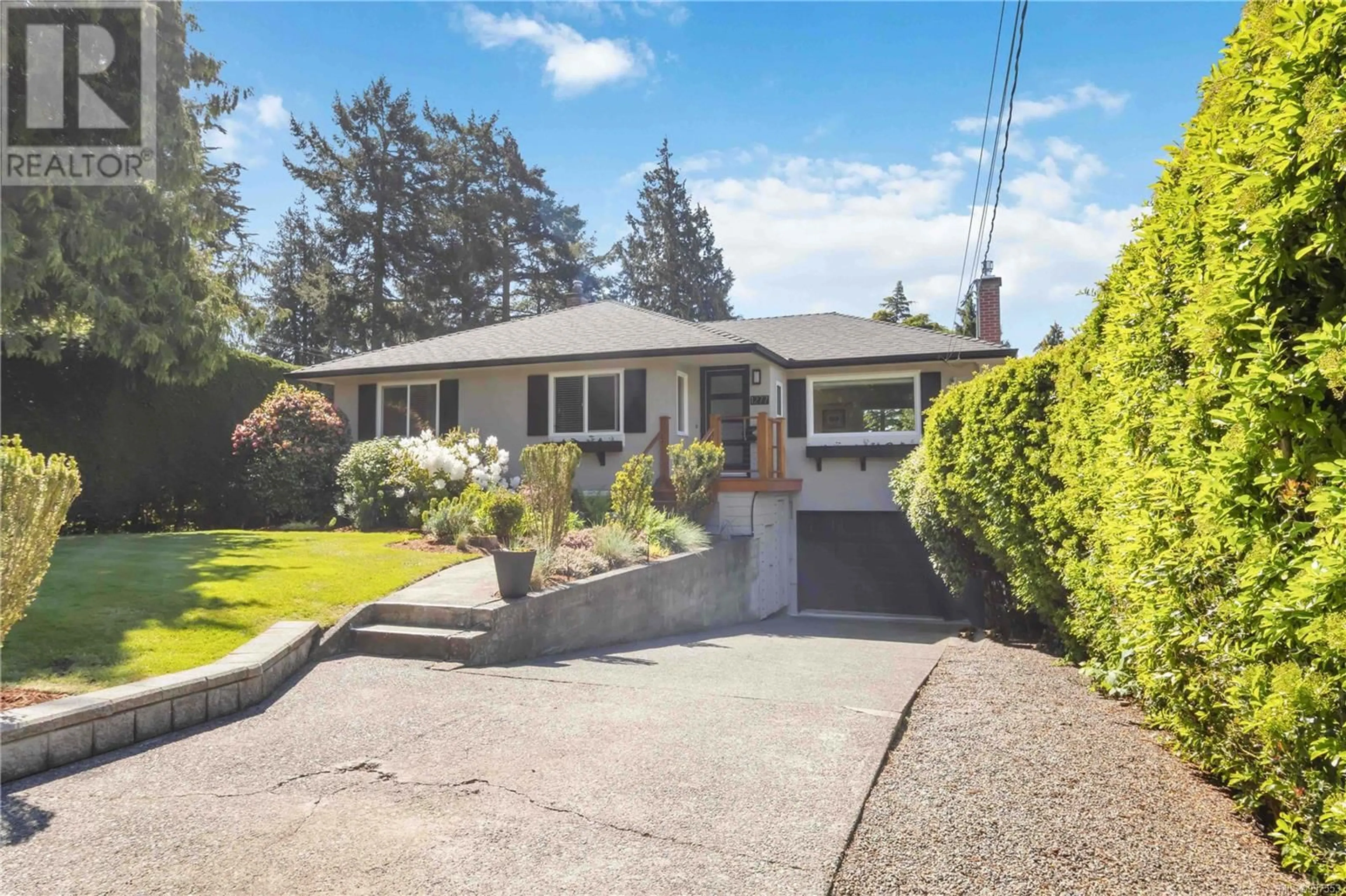 Unknown for 1277 ROCKLAND AVENUE, Victoria British Columbia V8V3J3