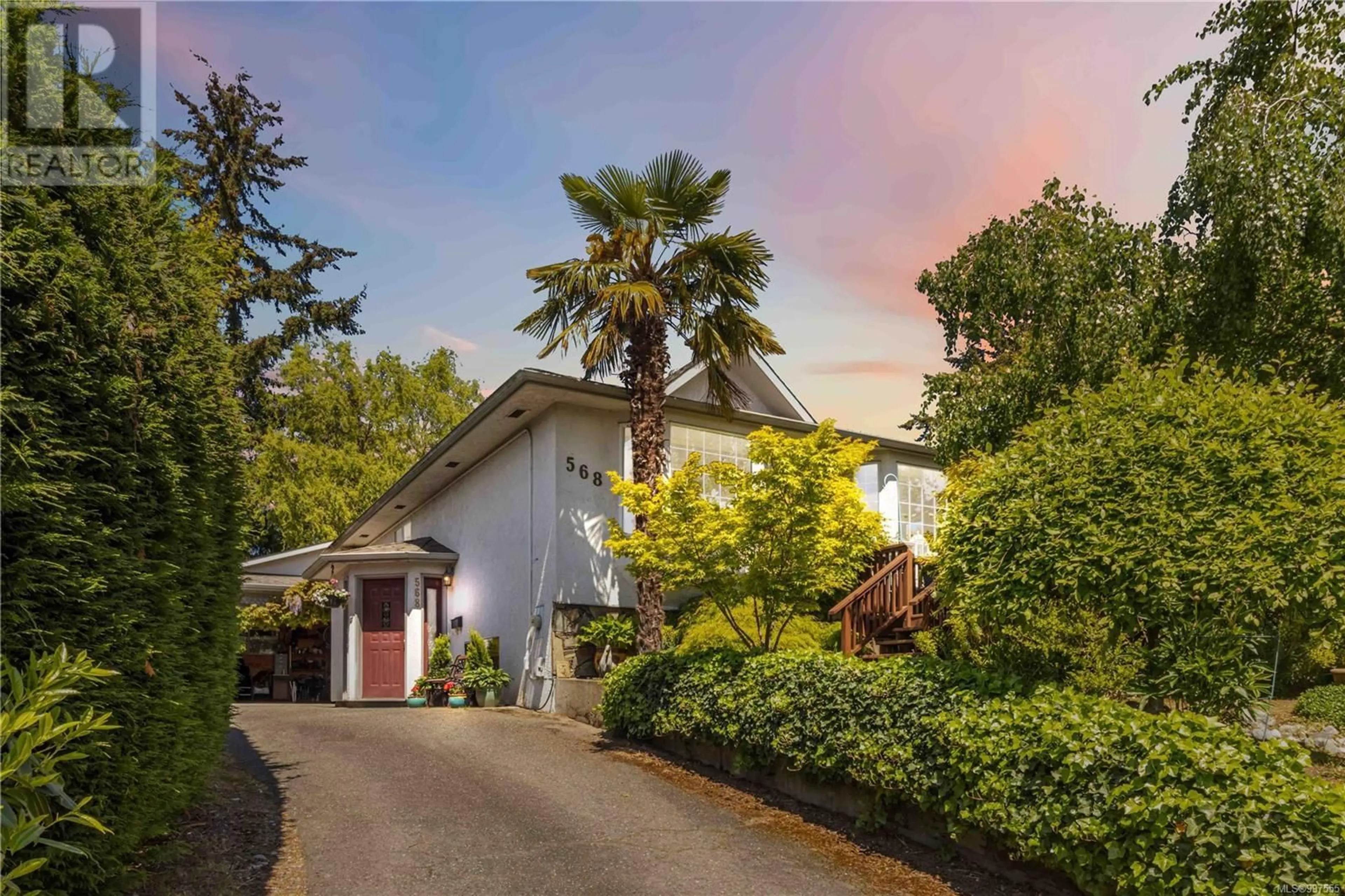 Unknown for 568 PETO PLACE, Saanich British Columbia V8Z2K6