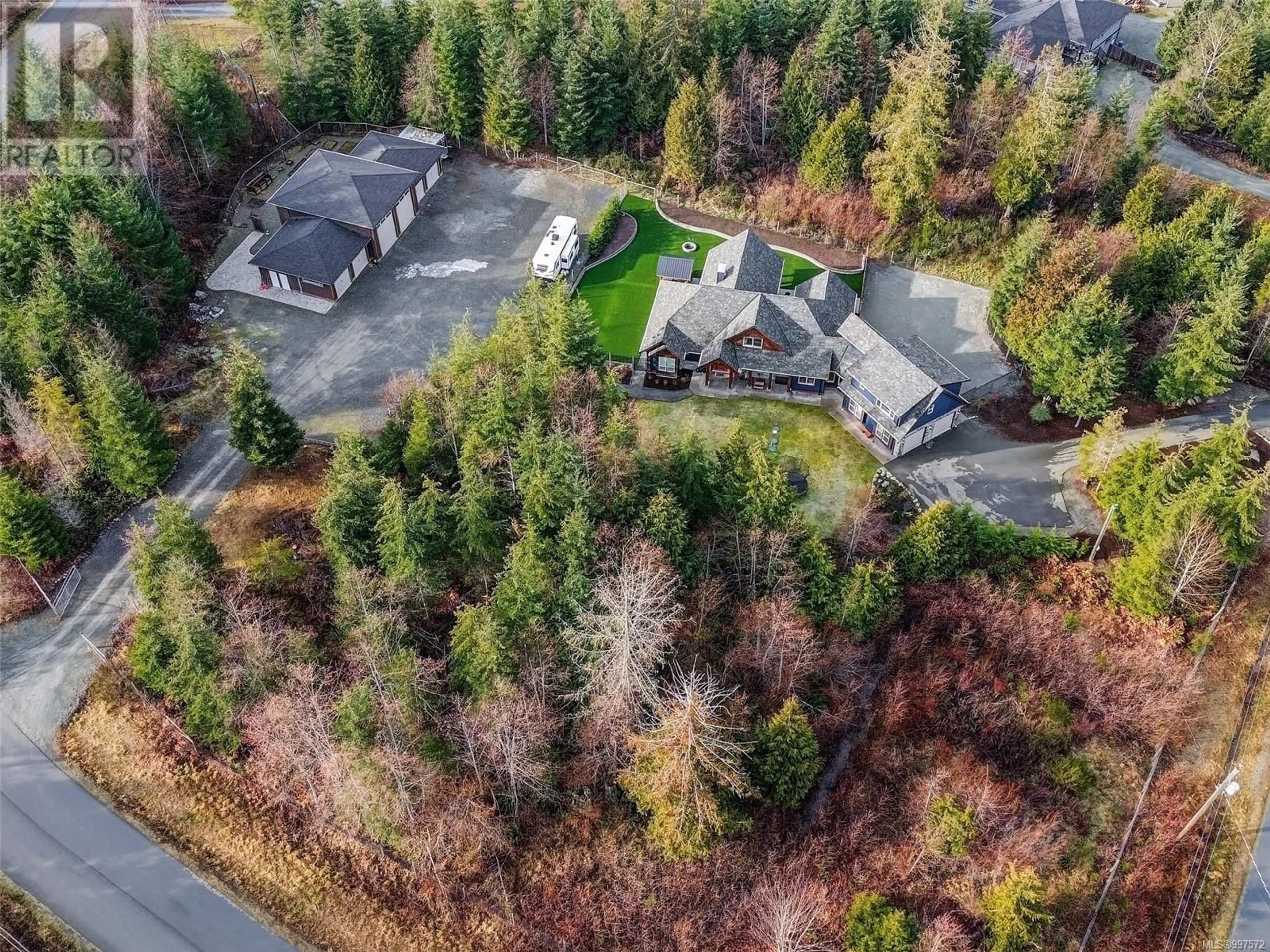 A pic from outside/outdoor area/front of a property/back of a property/a pic from drone, unknown for 2640 TIMBER RIDGE ROAD, Shawnigan Lake British Columbia V8H2E4