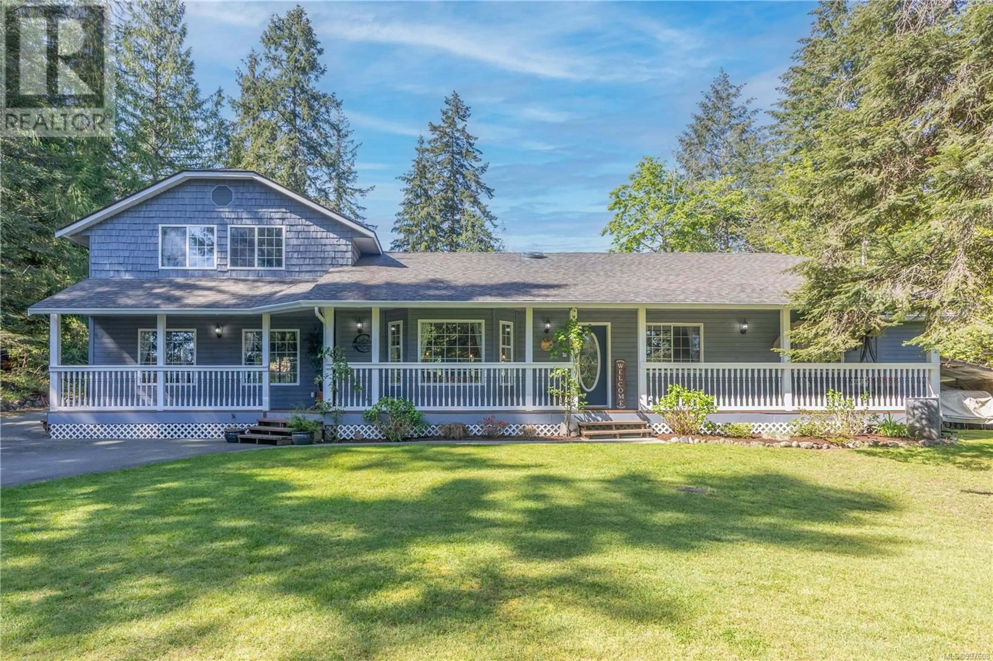 Home with vinyl exterior material, unknown for 777 SALSBURY ROAD, Courtenay British Columbia V9N9M2