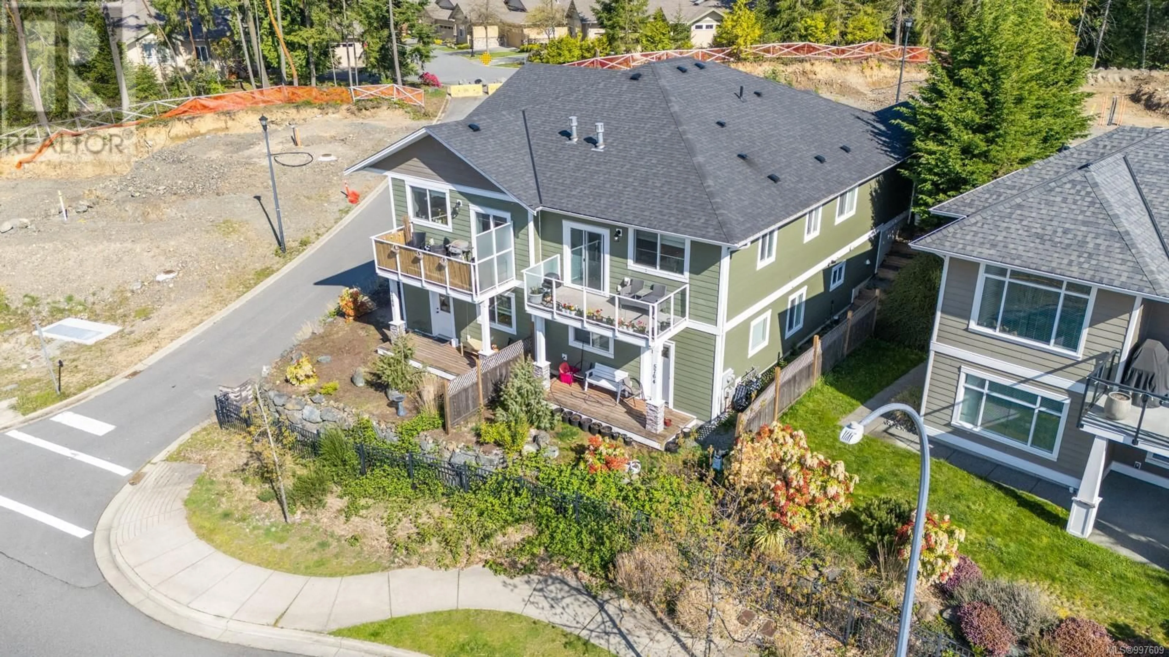 A pic from outside/outdoor area/front of a property/back of a property/a pic from drone, unknown for 5764 LINLEY VALLEY DRIVE, Nanaimo British Columbia V9T0G6