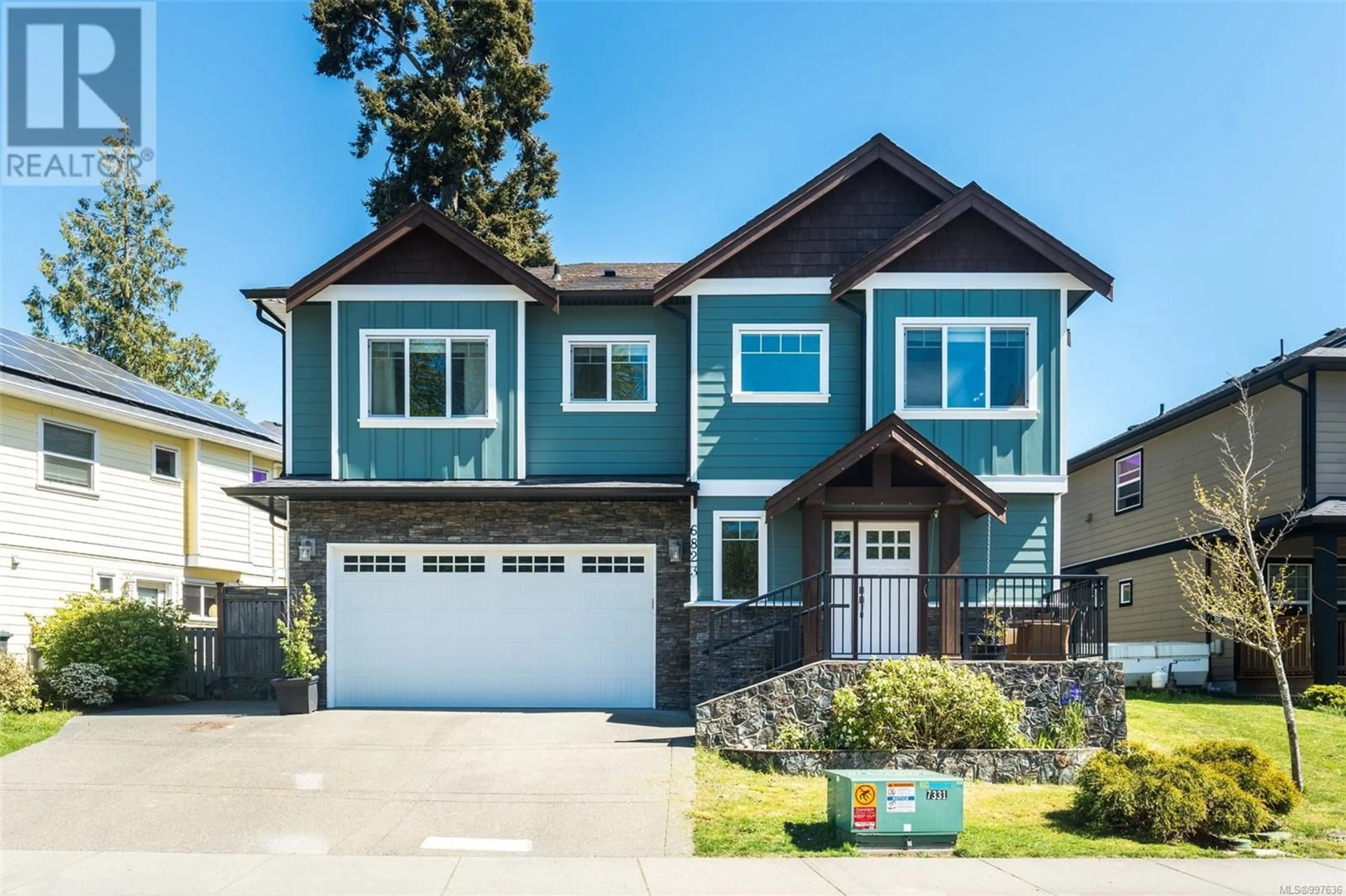 Home with vinyl exterior material, street for 6823 MARSDEN ROAD, Sooke British Columbia V9Z1L3