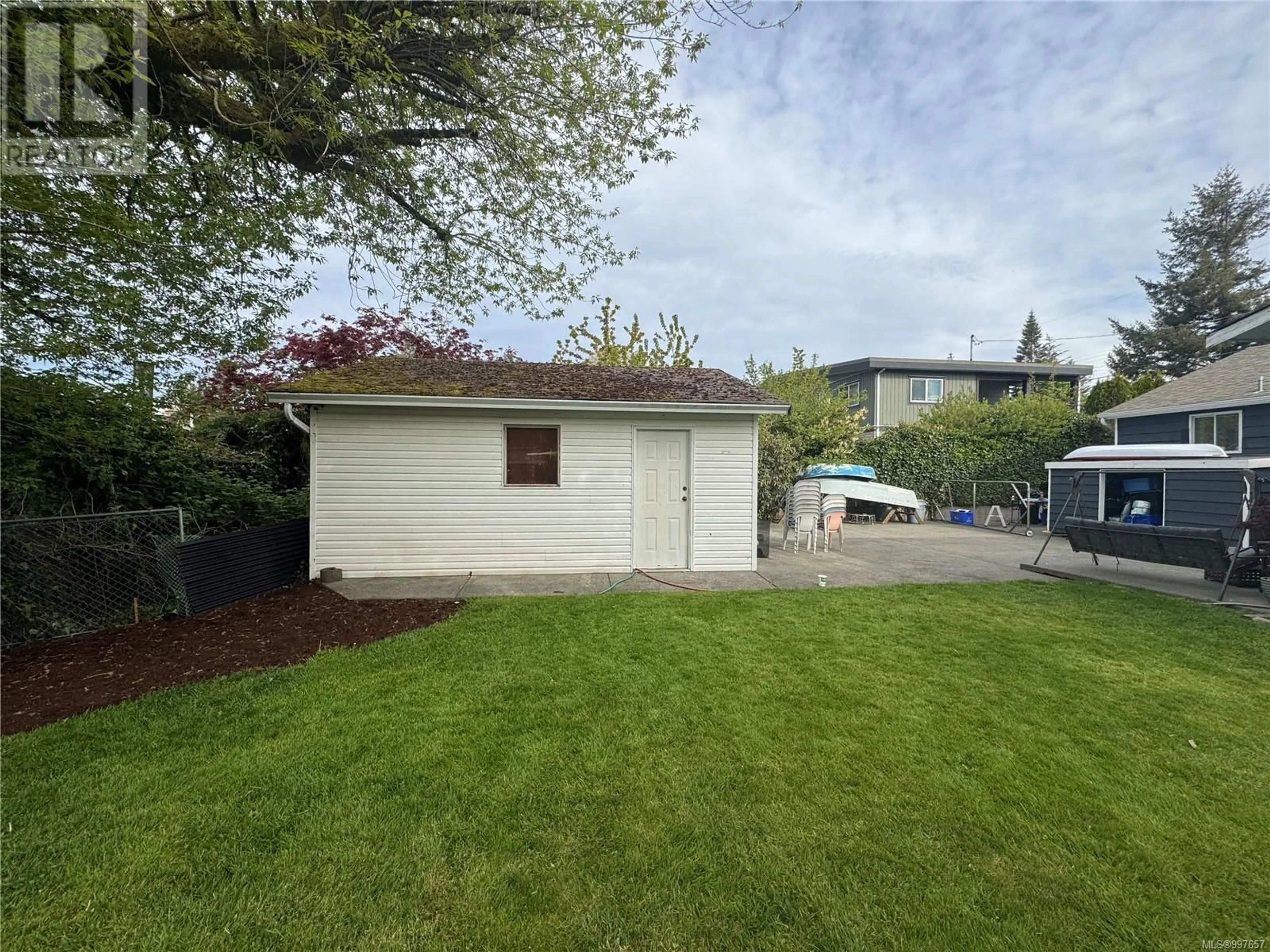 Shed for 782 MARINA ROAD, Campbell River British Columbia V9W1X4