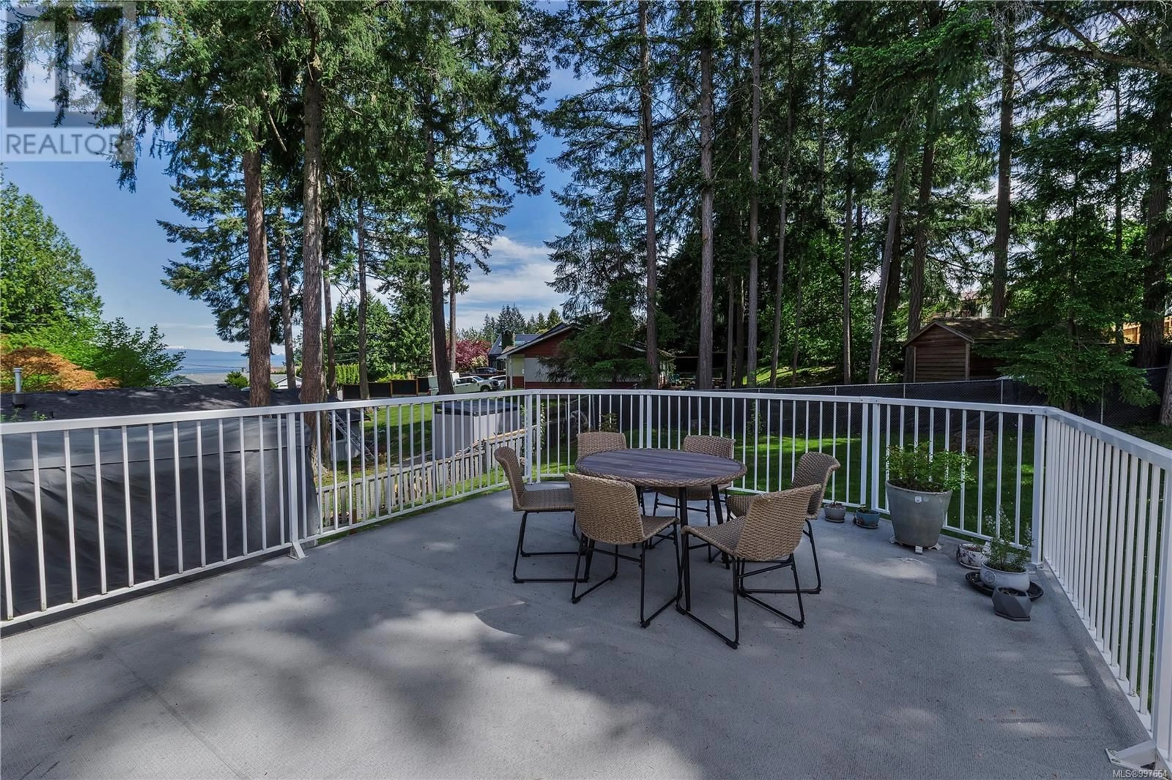 Patio, water/lake/river/ocean view for 5640 BIG WHALE LOOKOUT, Nanaimo British Columbia V9T5G7