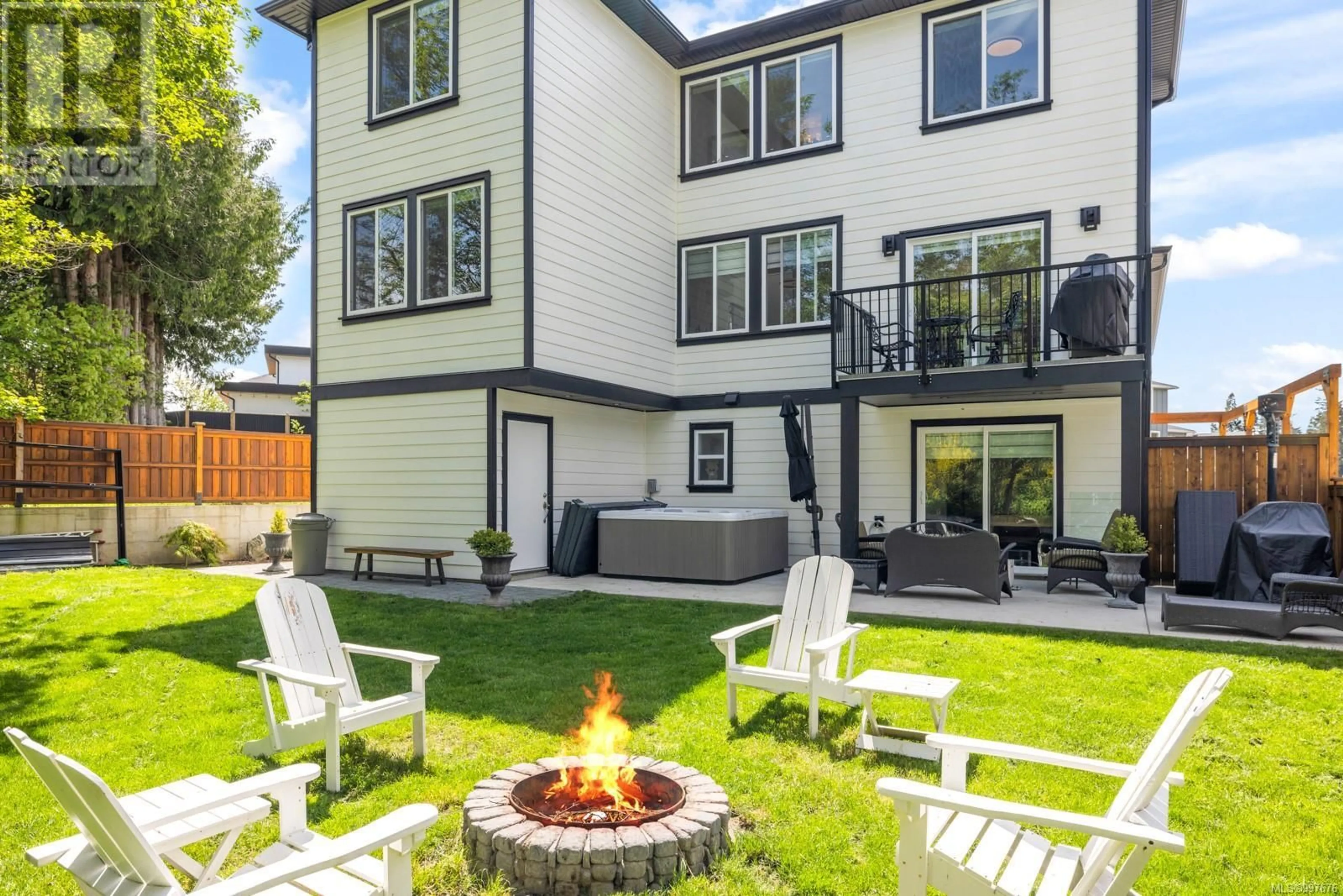 Patio, mountain view for 2000 STONE HEARTH LANE, Sooke British Columbia V9Z1L3