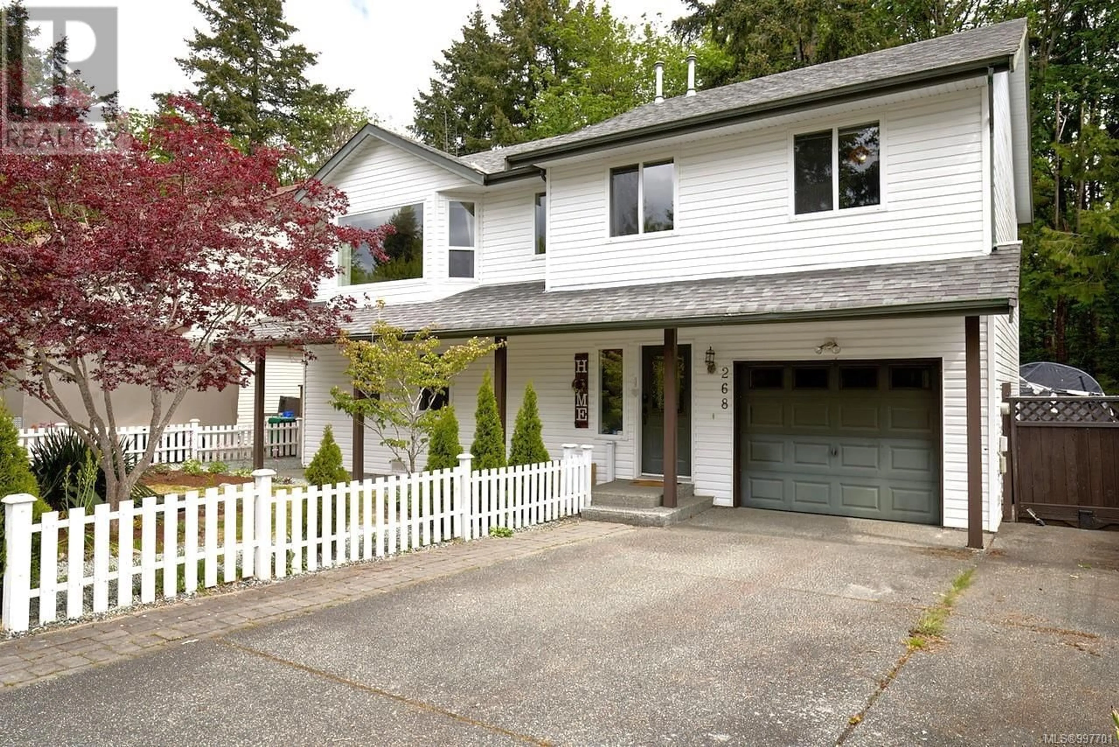 Home with vinyl exterior material, street for 268 LAURENCE PARK WAY, Nanaimo British Columbia V9R6X8