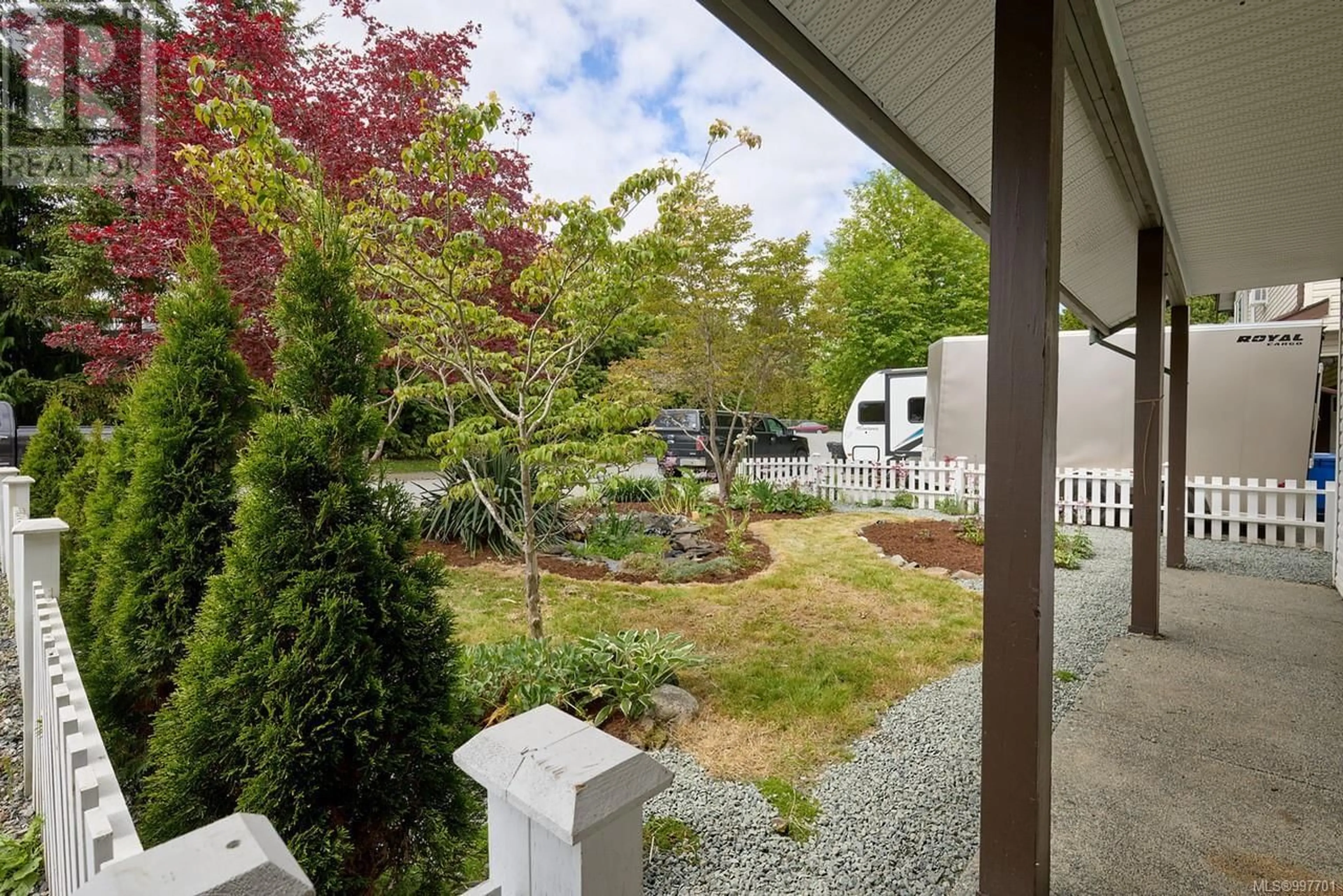 Patio, street for 268 LAURENCE PARK WAY, Nanaimo British Columbia V9R6X8