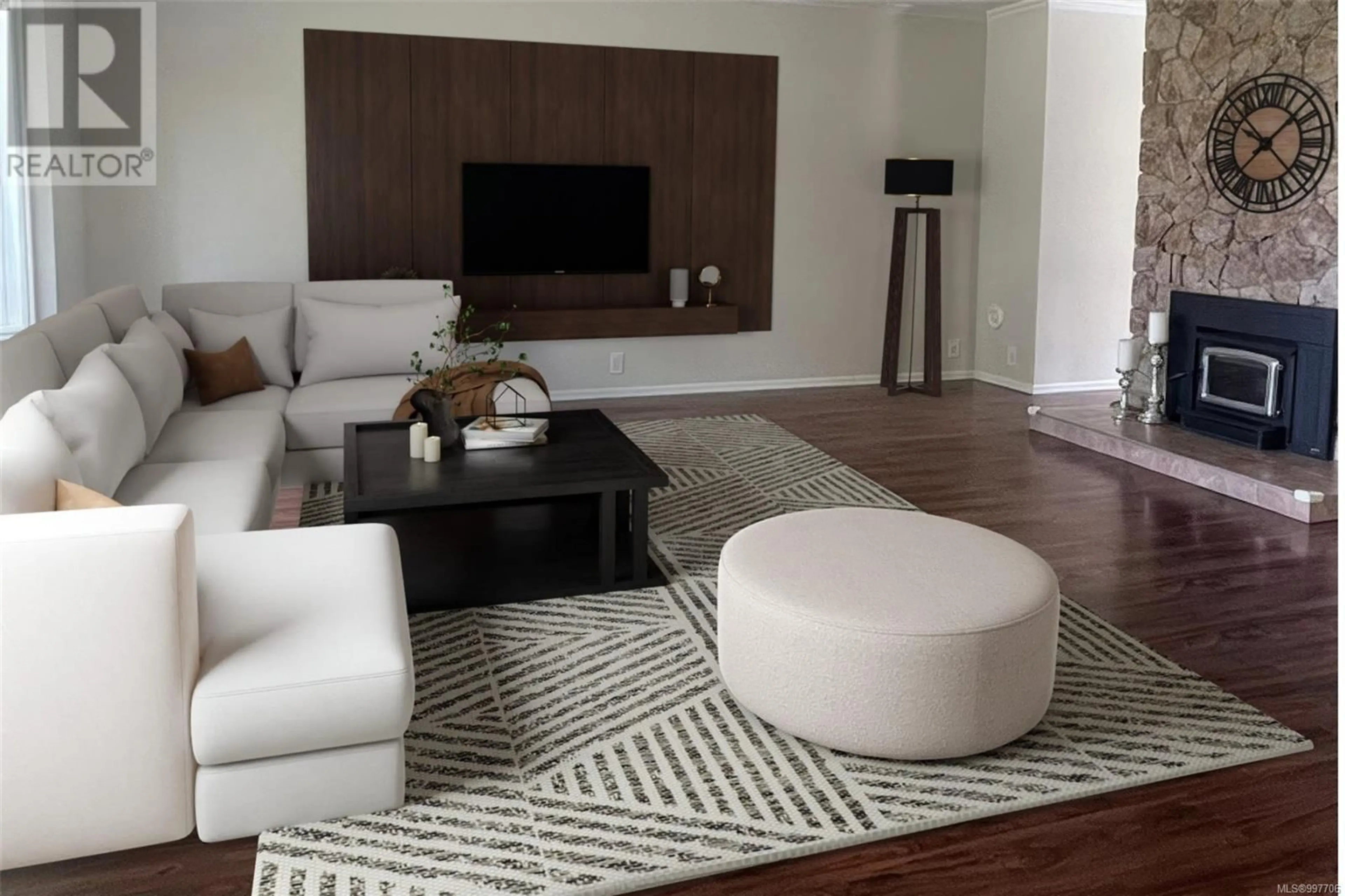 Living room with furniture, unknown for 6 - 4630 LOCHSIDE DRIVE, Saanich British Columbia V8Y2T1