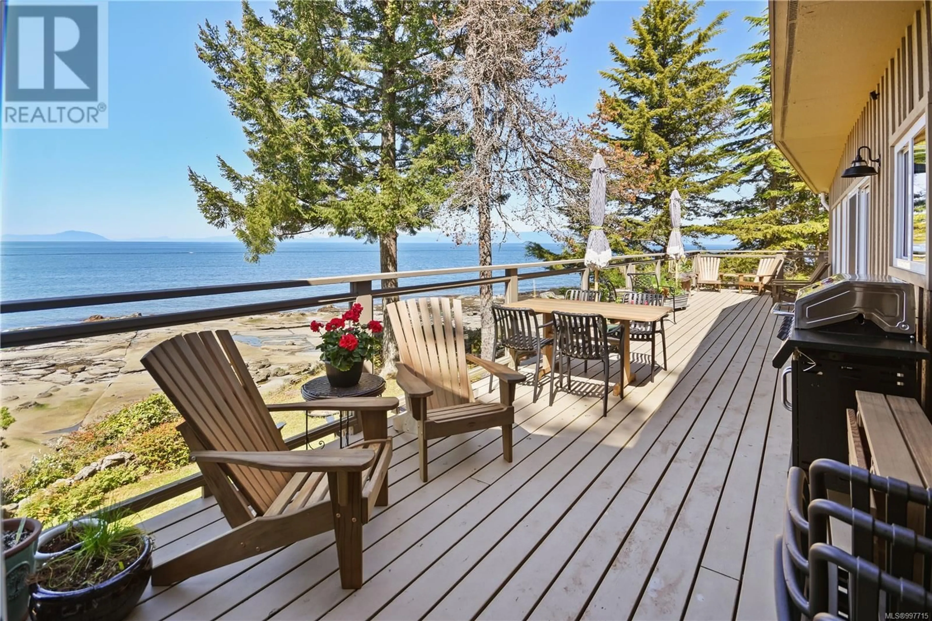 Patio, water/lake/river/ocean view for 220-224 DECOURCY DRIVE, Gabriola Island British Columbia V0R1X1