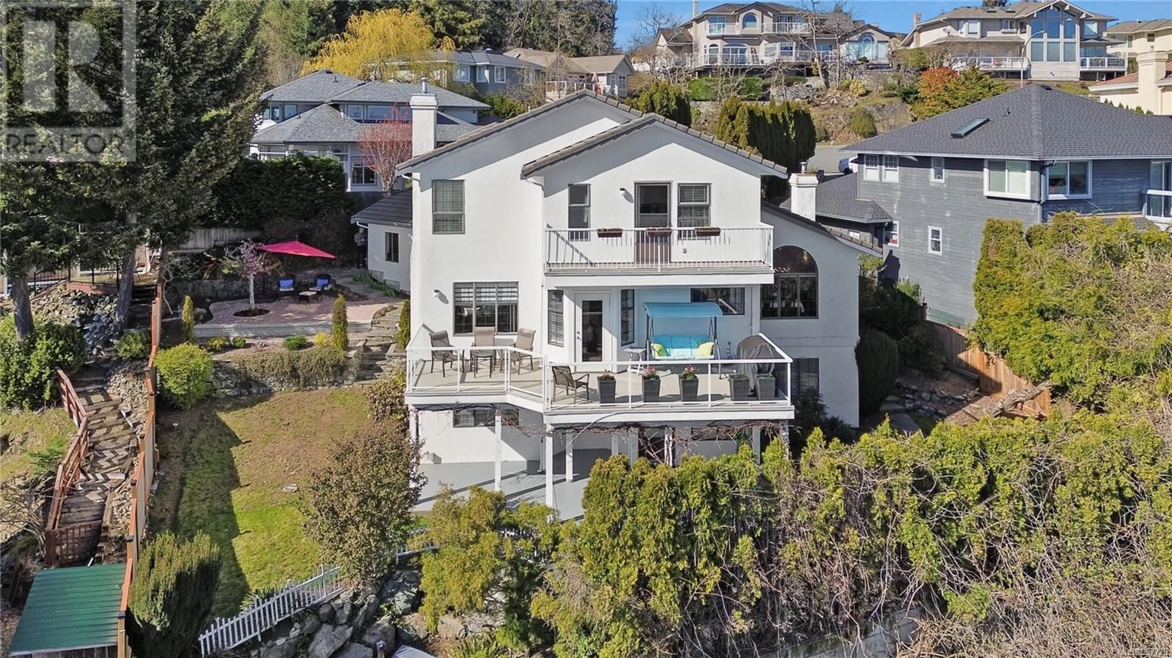 A pic from outside/outdoor area/front of a property/back of a property/a pic from drone, water/lake/river/ocean view for 3279 CORDOVA BAY, Nanaimo British Columbia V9T5X1