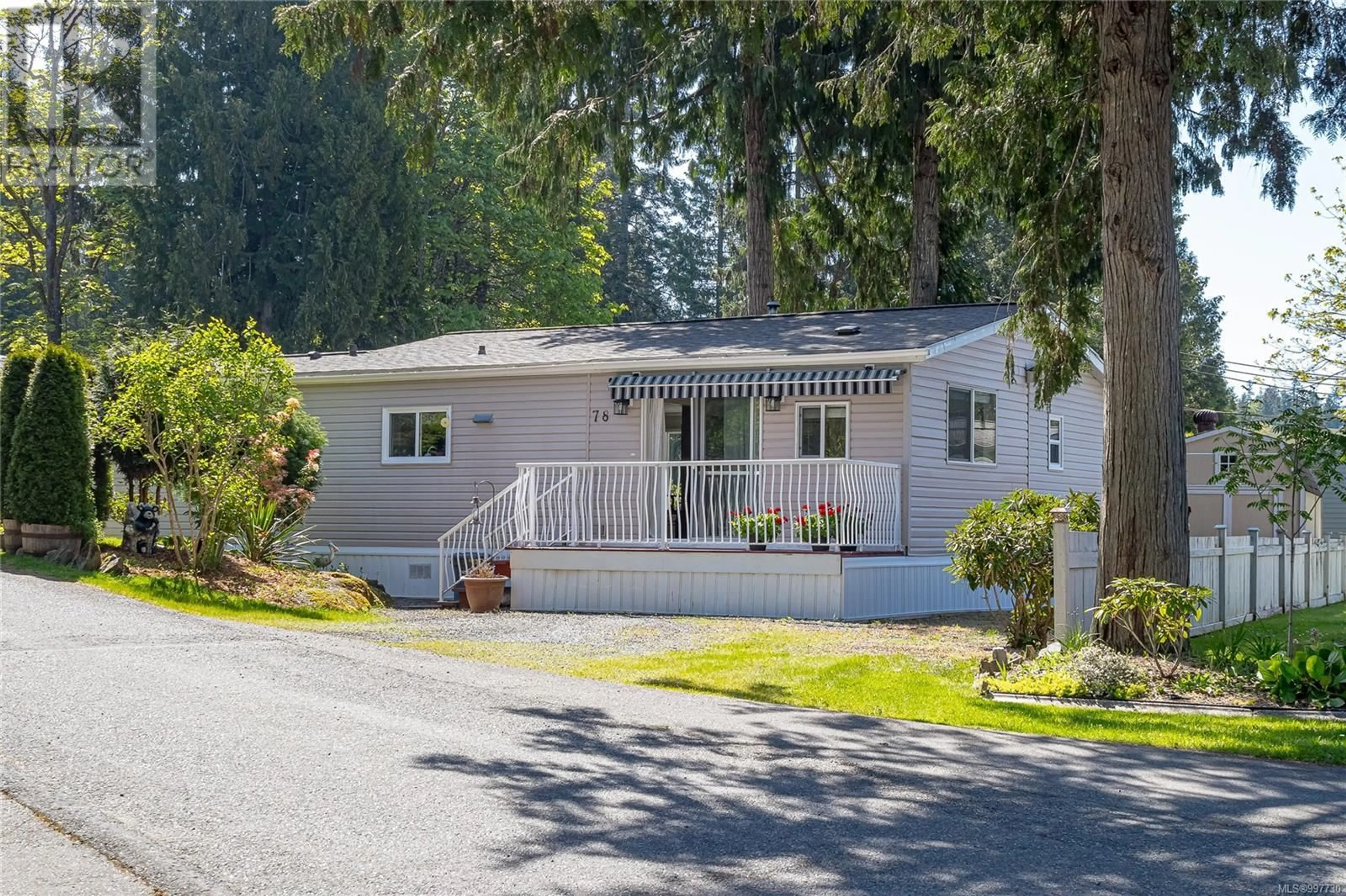 Home with vinyl exterior material, street for 78 - 25 MAKI ROAD, Nanaimo British Columbia V9R6W3