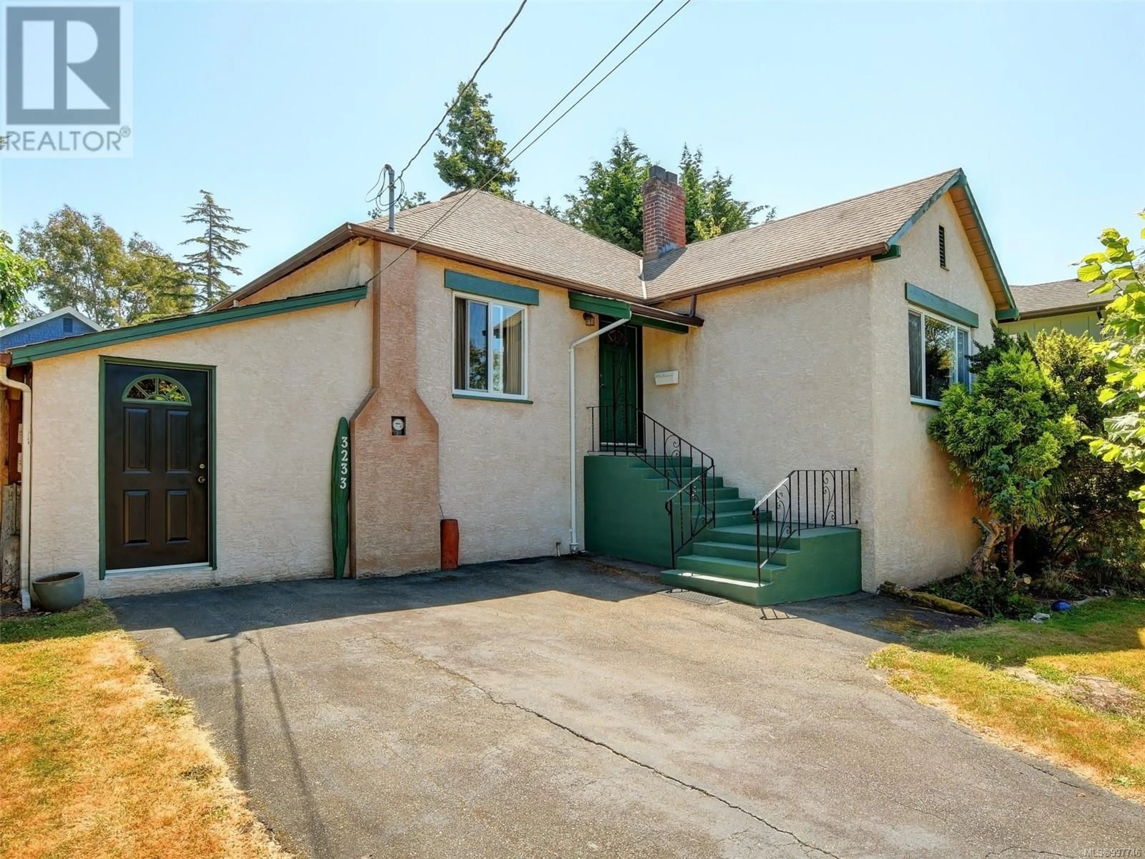 Unknown for 3233 KINGSLEY STREET, Saanich British Columbia V8P4J7