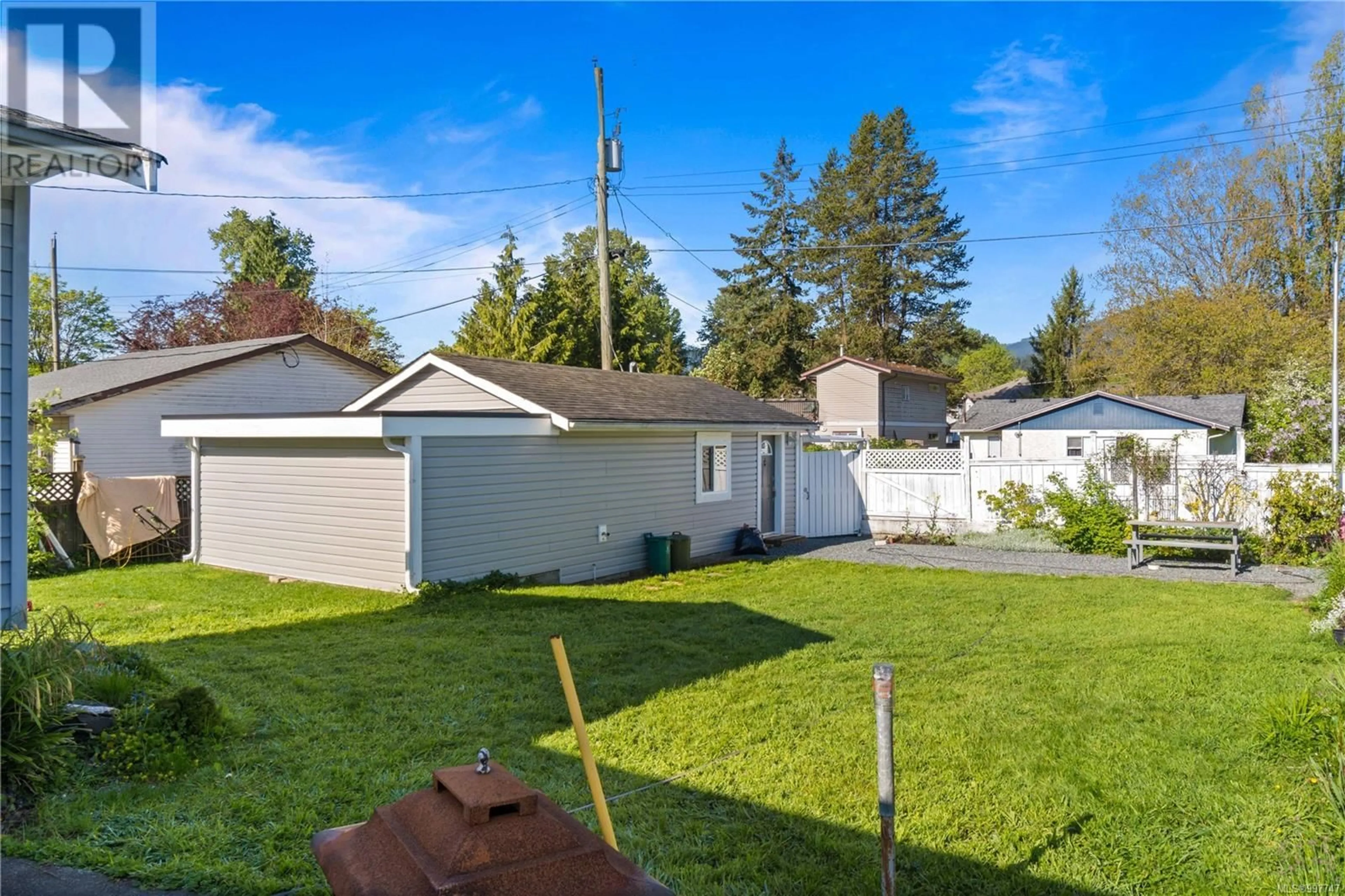Unknown for 701 STIRLING AVENUE, Nanaimo British Columbia V9R4C9