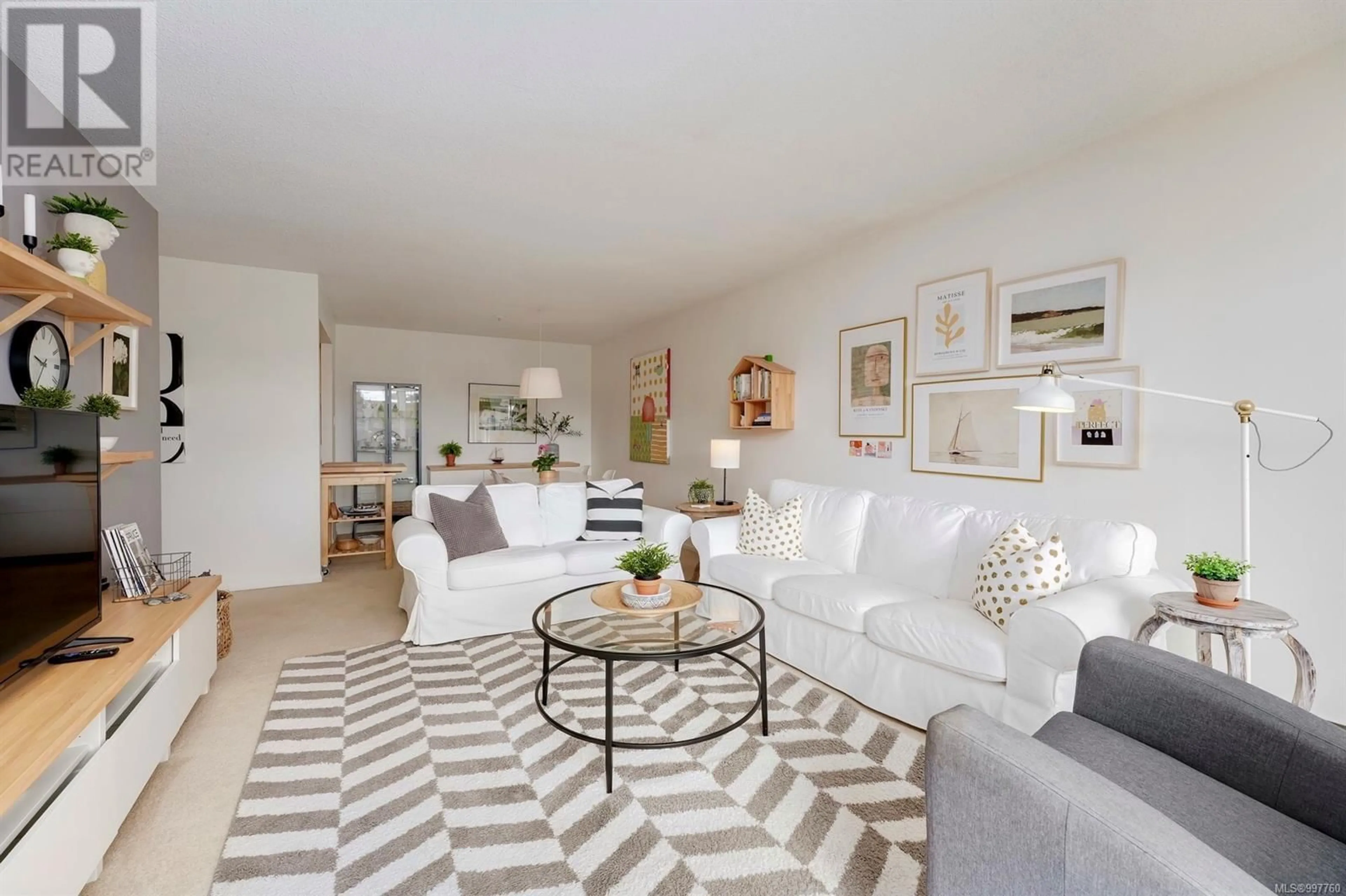 Living room with furniture, unknown for 420 - 964 HEYWOOD AVENUE, Victoria British Columbia V8V2Y5