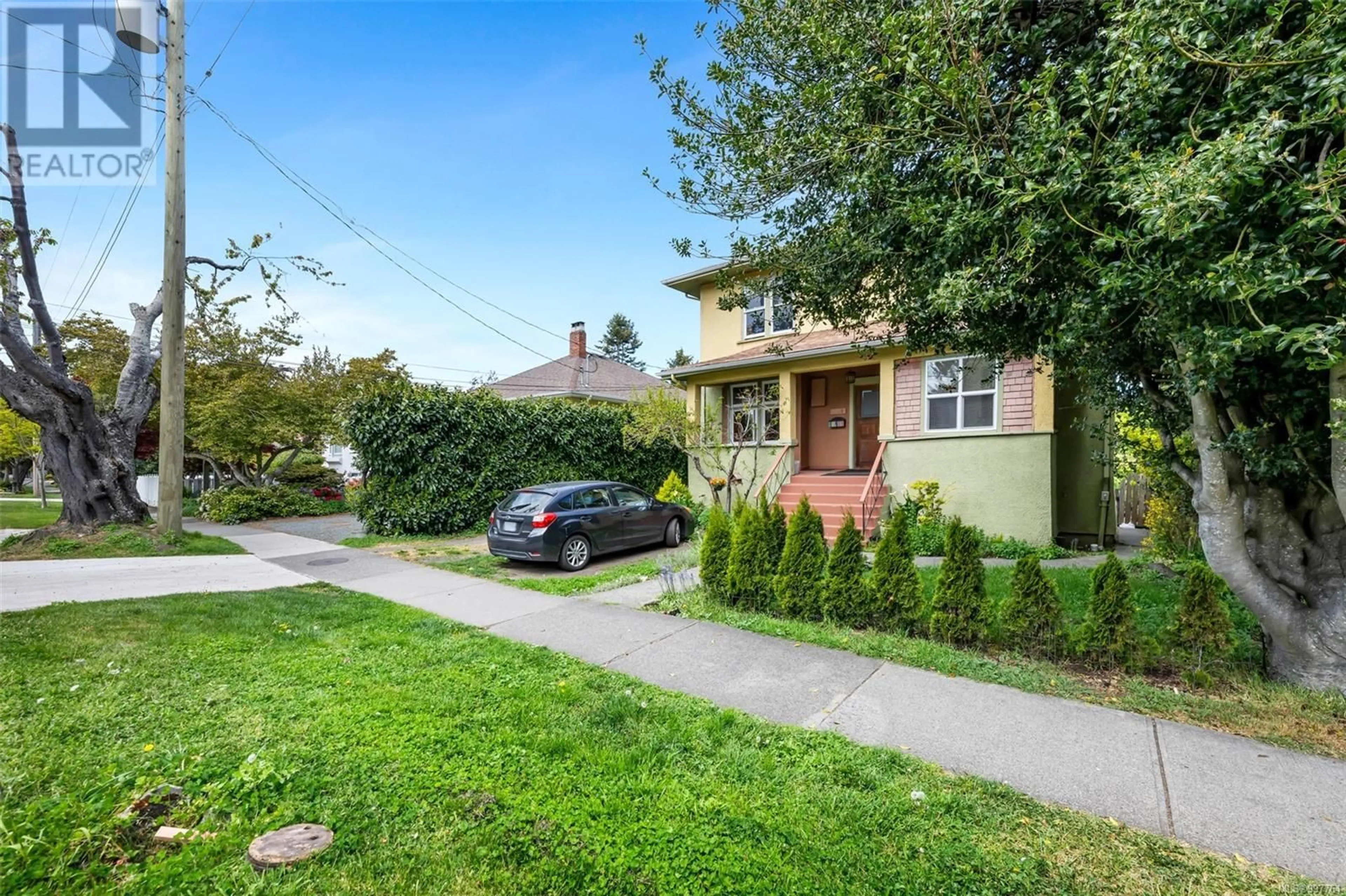 Unknown for 1138 OXFORD STREET, Victoria British Columbia V8V2V3