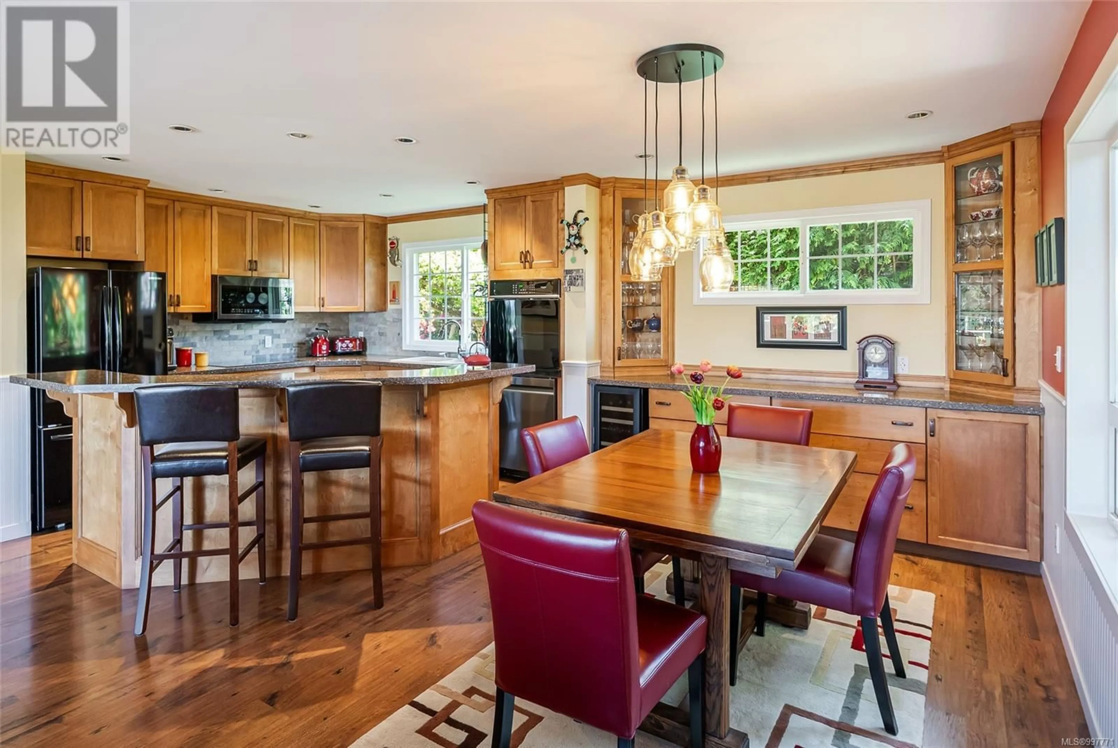 Open concept kitchen, unknown for 3259 DOLPHIN DRIVE, Nanoose Bay British Columbia V9P9J1