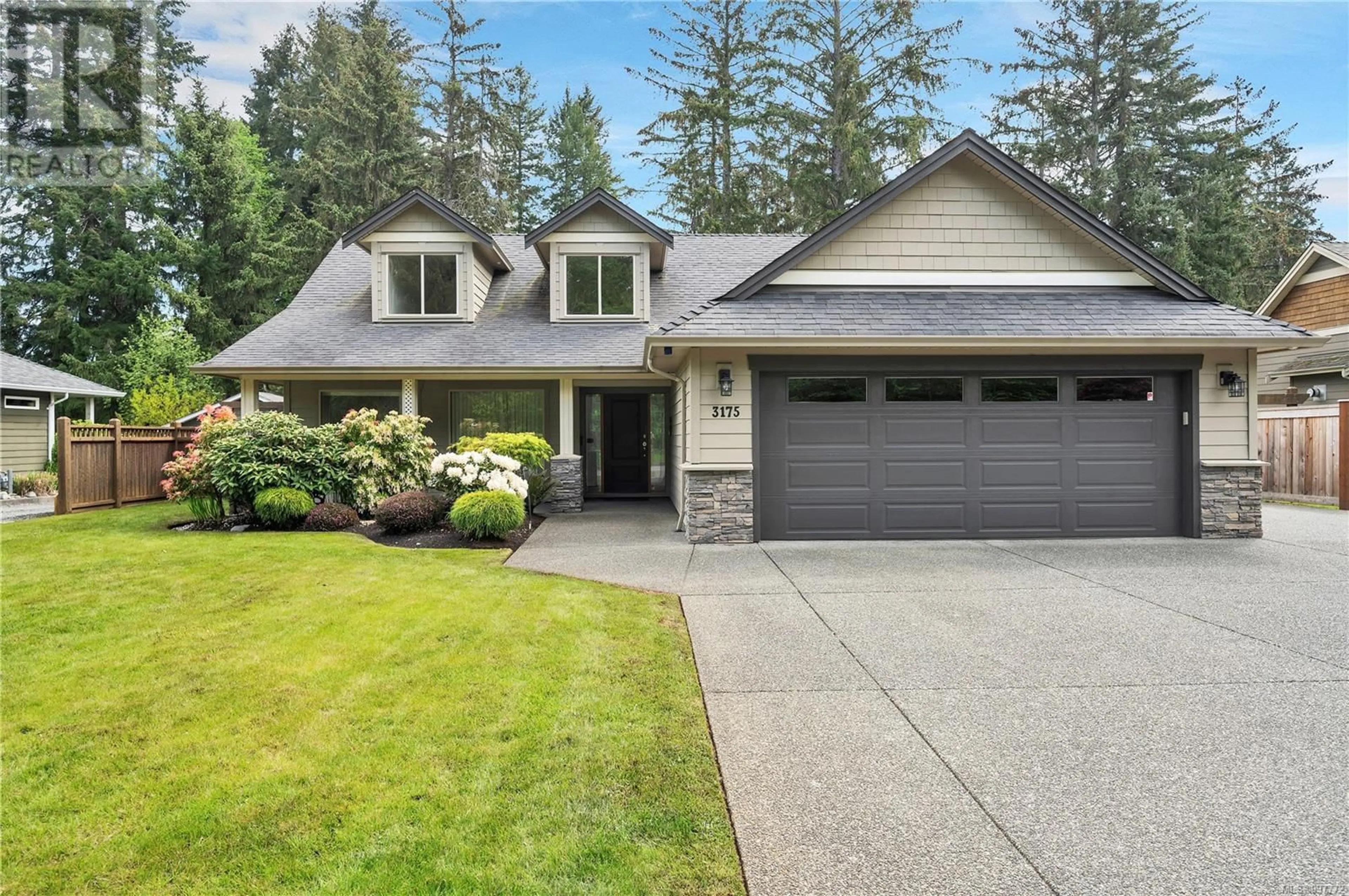 Home with vinyl exterior material, street for 3175 WILLOW CREEK ROAD, Campbell River British Columbia V9W7M6