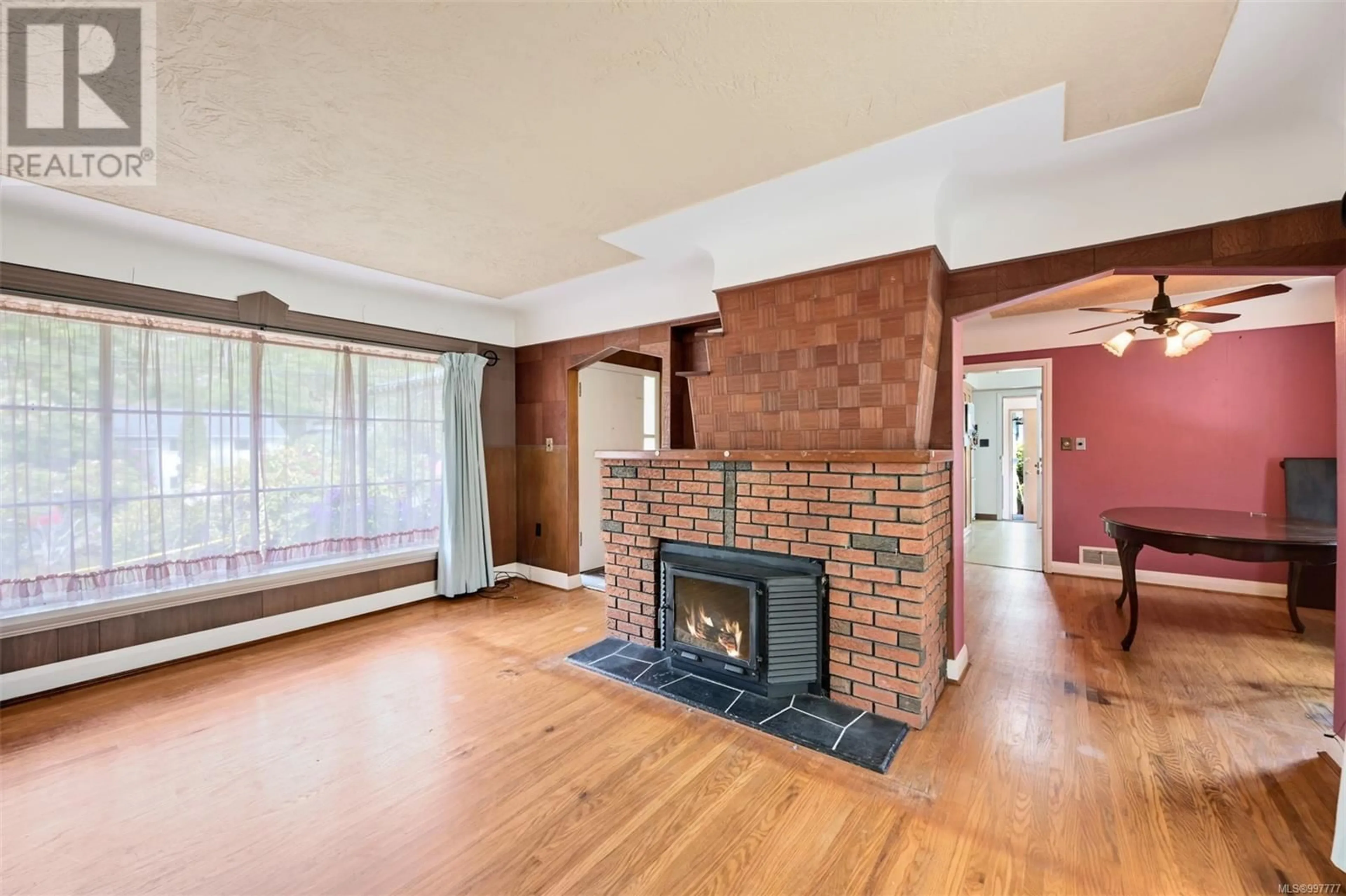 Unknown for 1233 TATTERSALL DRIVE, Saanich British Columbia V8P1Y8