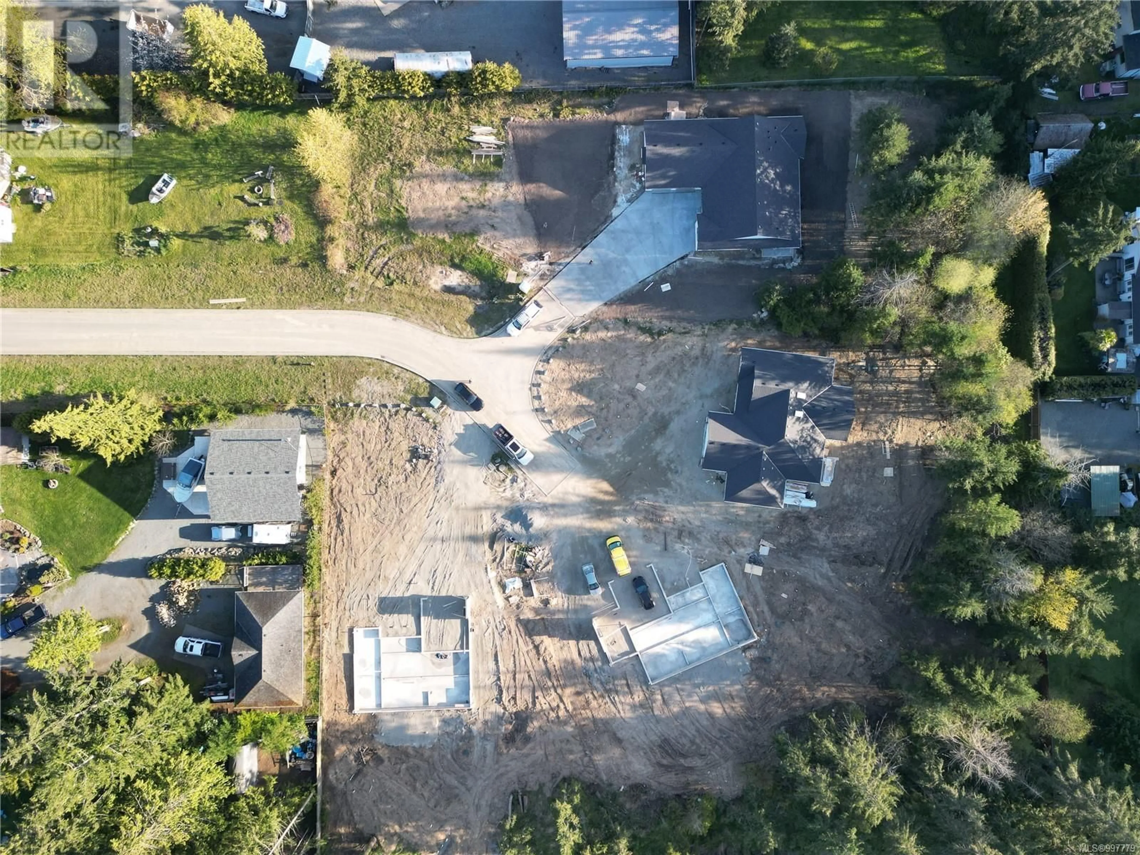 A pic from outside/outdoor area/front of a property/back of a property/a pic from drone, building for 1940 WOOBANK ROAD, Nanaimo British Columbia V9X1G9