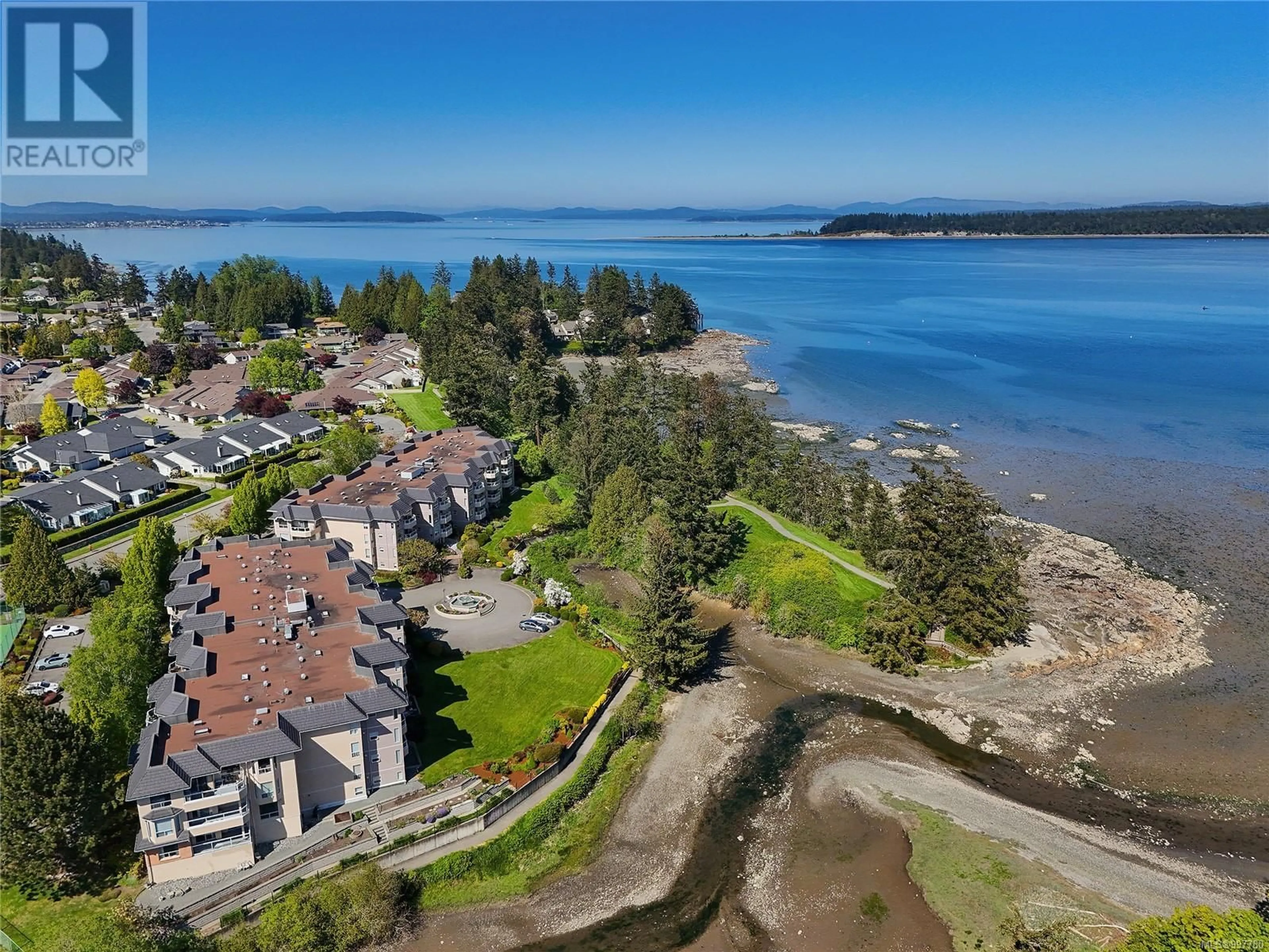 A pic from outside/outdoor area/front of a property/back of a property/a pic from drone, water/lake/river/ocean view for 4201 - 2600 FERGUSON ROAD, Central Saanich British Columbia V8M2C1