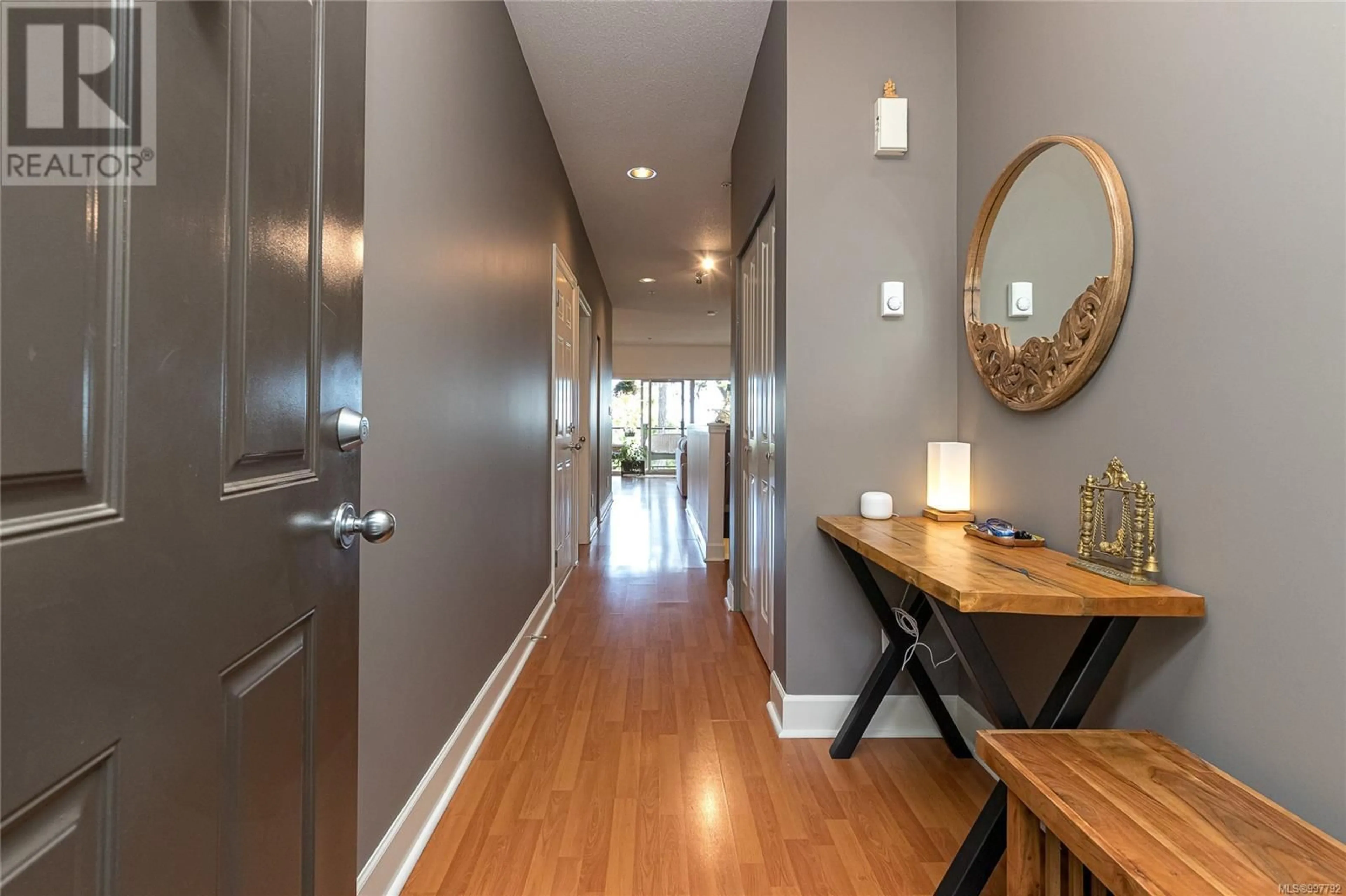 Indoor entryway for 18 - 486 ROYAL BAY DRIVE, Colwood British Columbia V9C4L6