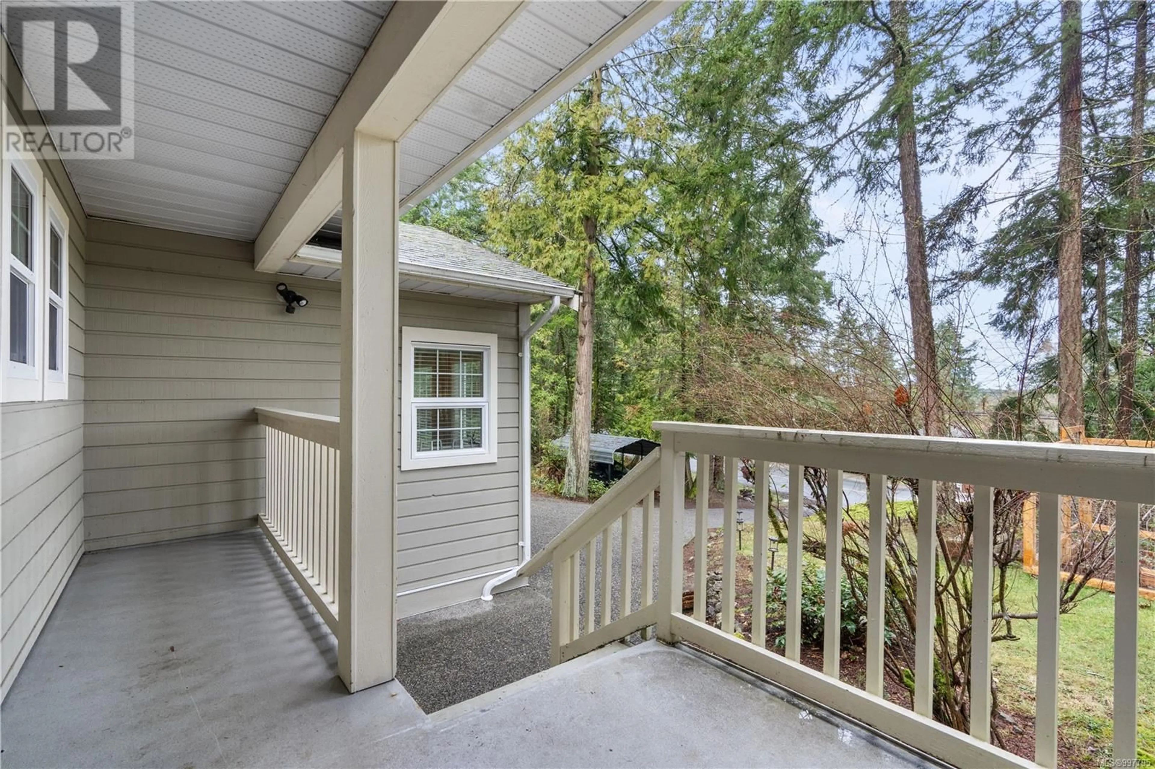 Patio, unknown for 1945 LANDS END ROAD, North Saanich British Columbia V8L5J2