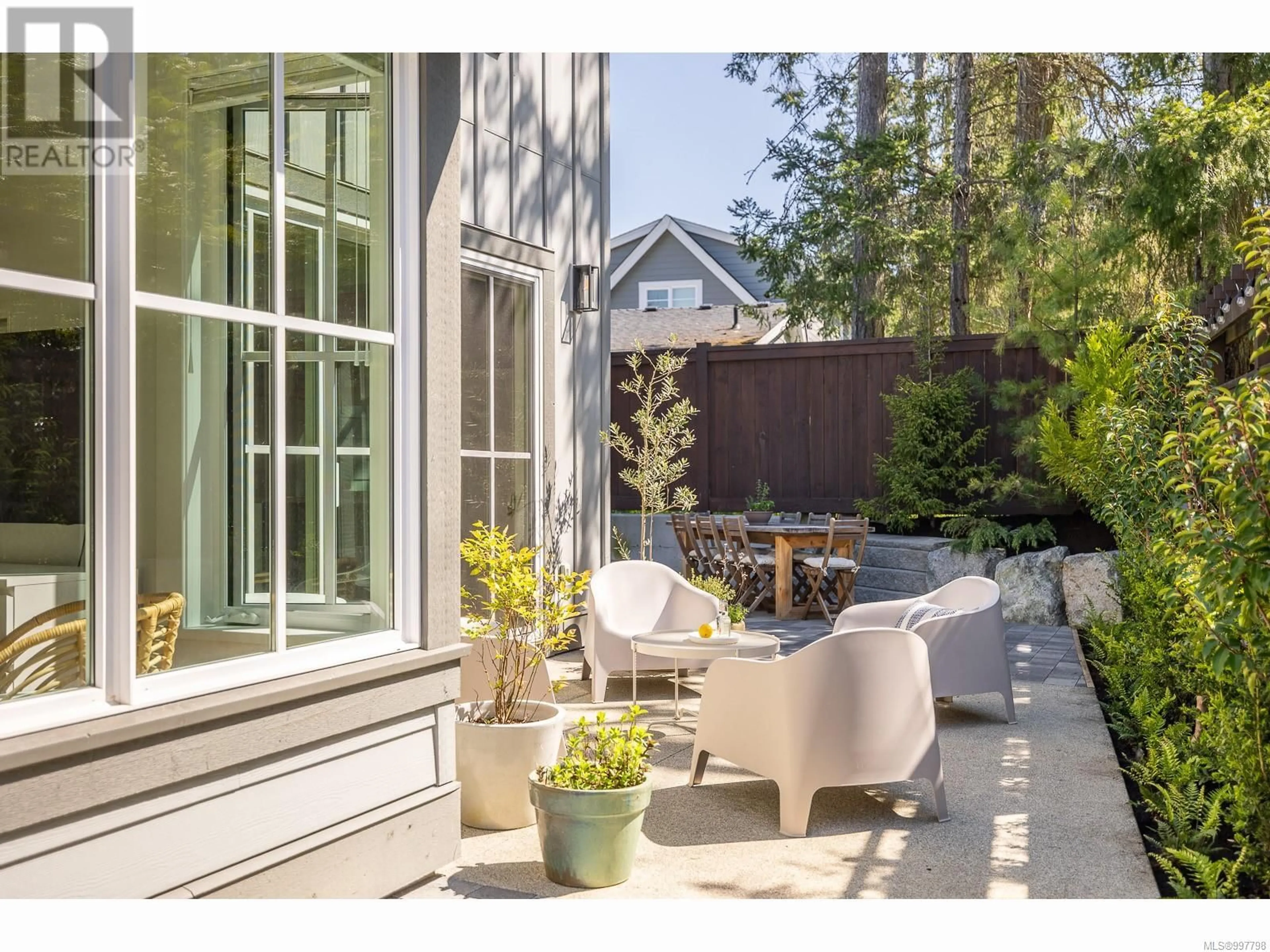 Patio, unknown for 480 TIMBERLANE PLACE, Qualicum Beach British Columbia V9K1B9
