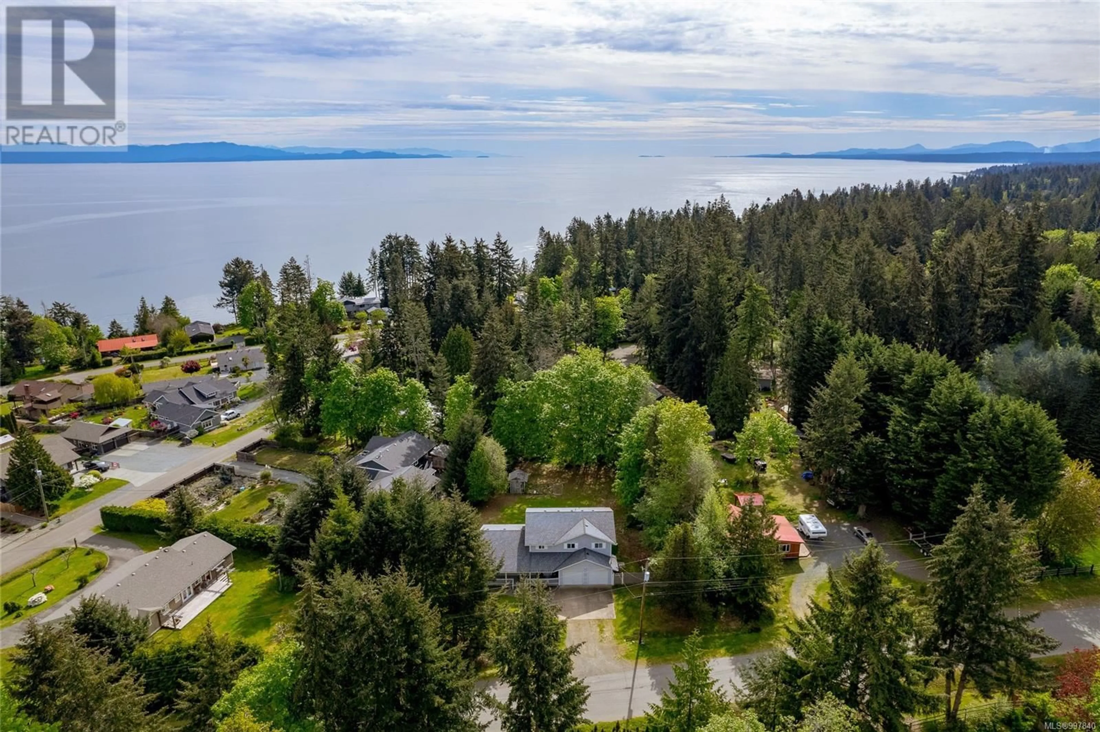 A pic from outside/outdoor area/front of a property/back of a property/a pic from drone, water/lake/river/ocean view for 75 JAMIESON ROAD, Bowser British Columbia V0R1G0