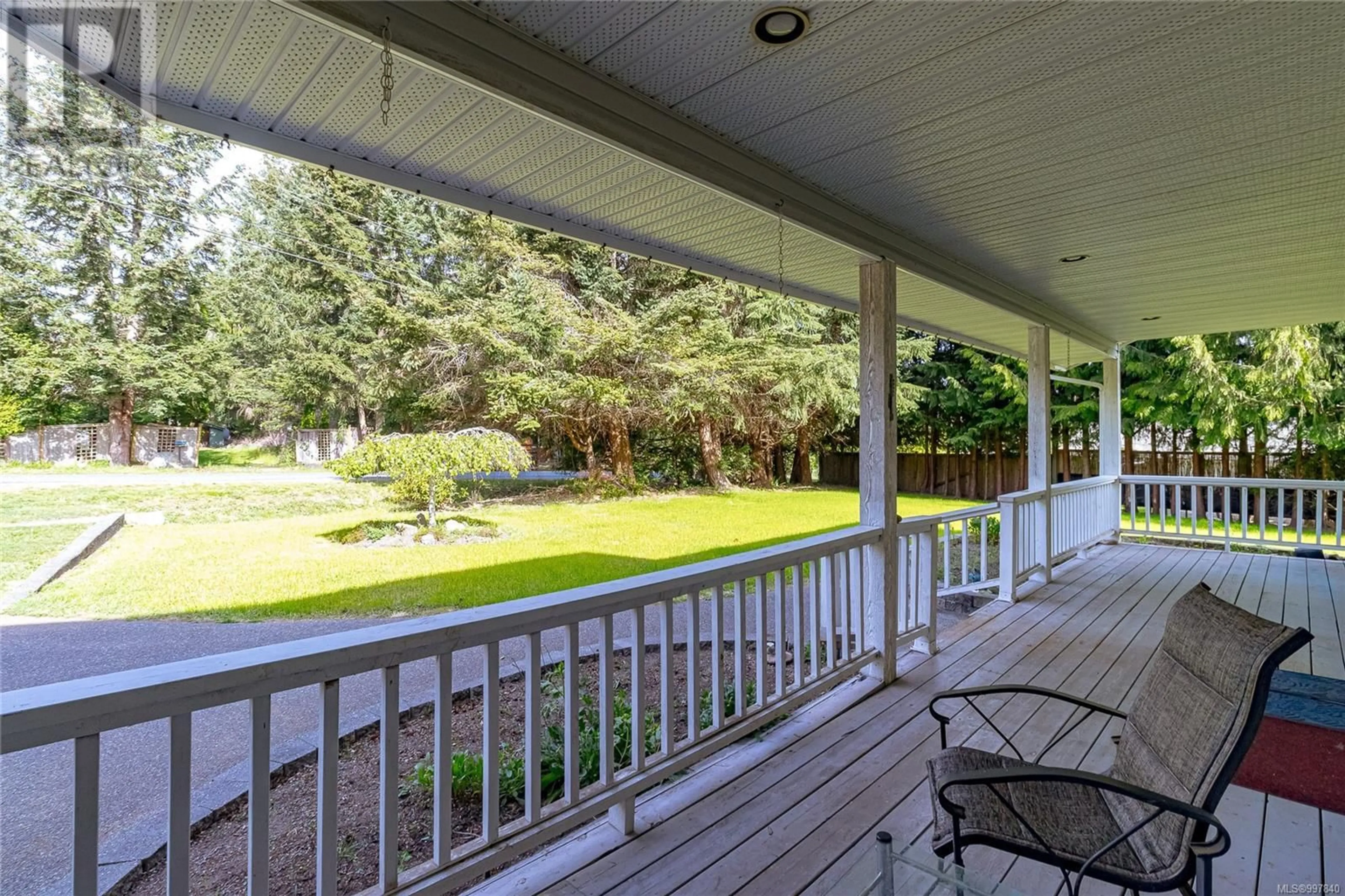 Patio, water/lake/river/ocean view for 75 JAMIESON ROAD, Bowser British Columbia V0R1G0