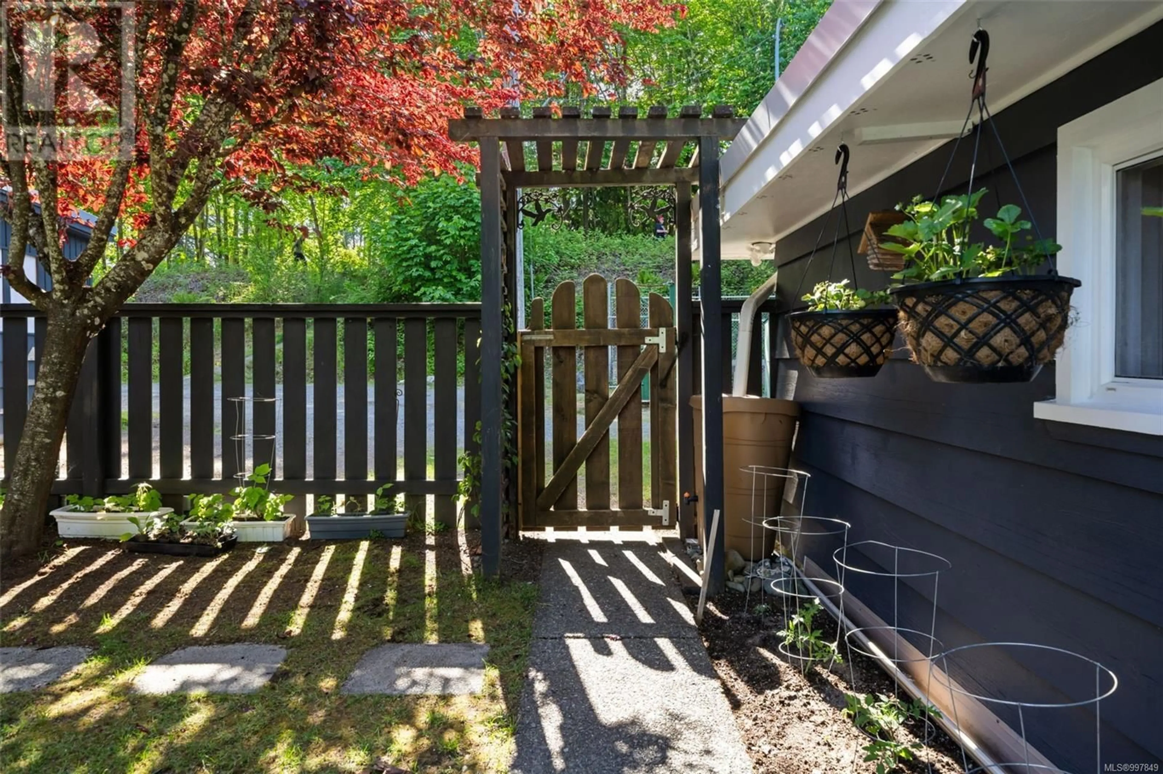 Patio, street for 87 NELSON ROAD, Lake Cowichan British Columbia V0R2G0